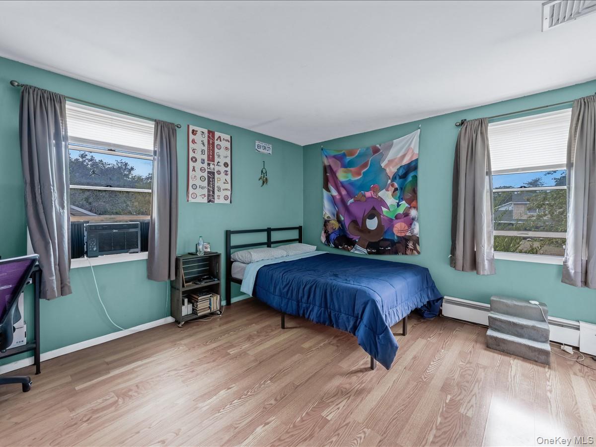 33 Winside Lane Property Photo 10