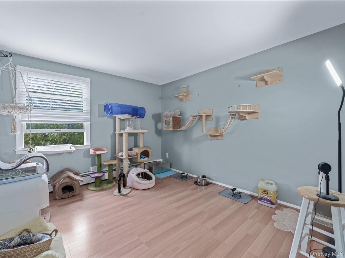 33 Winside Lane Property Photo 11