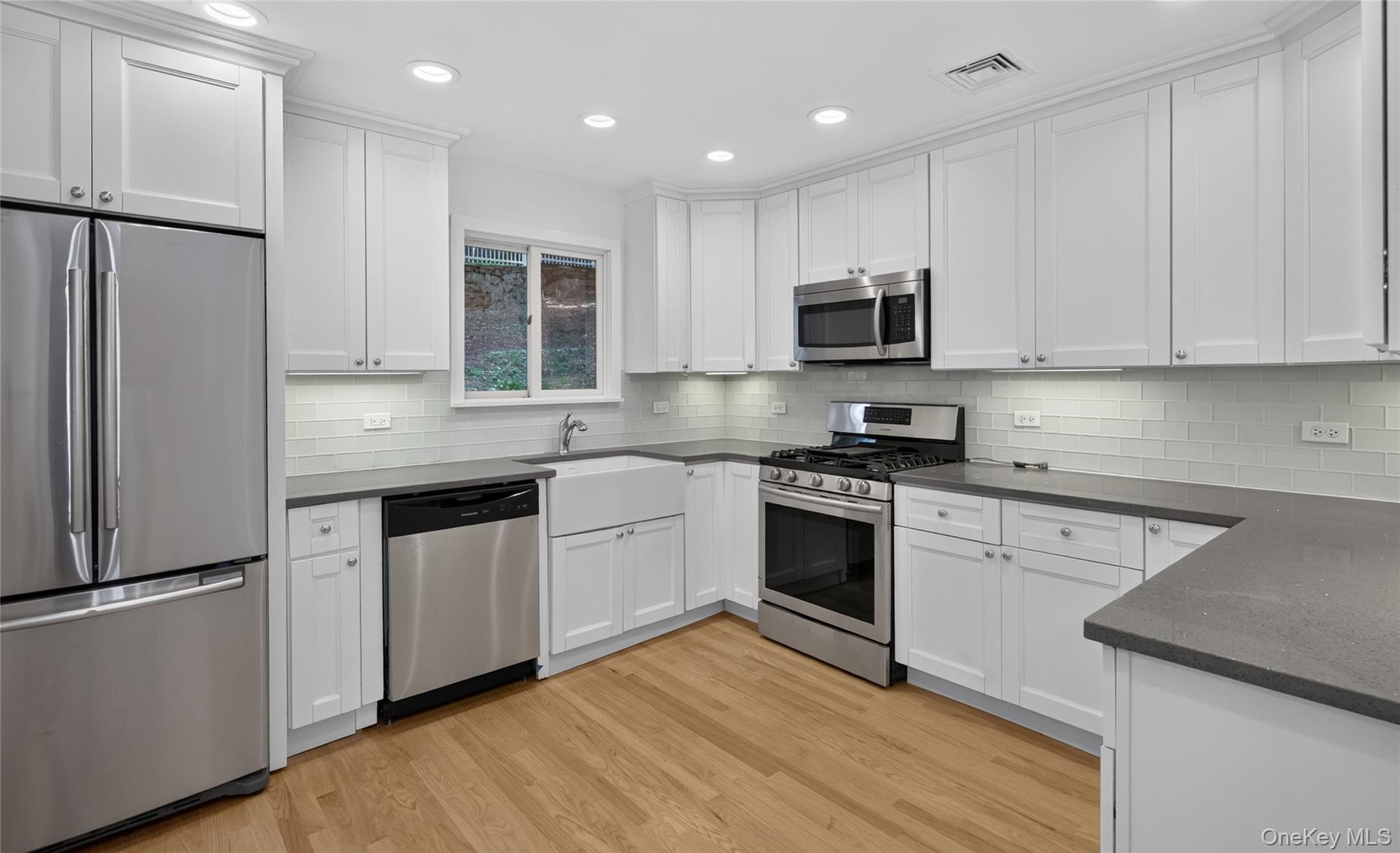 64 Bradley Street Property Photo 11