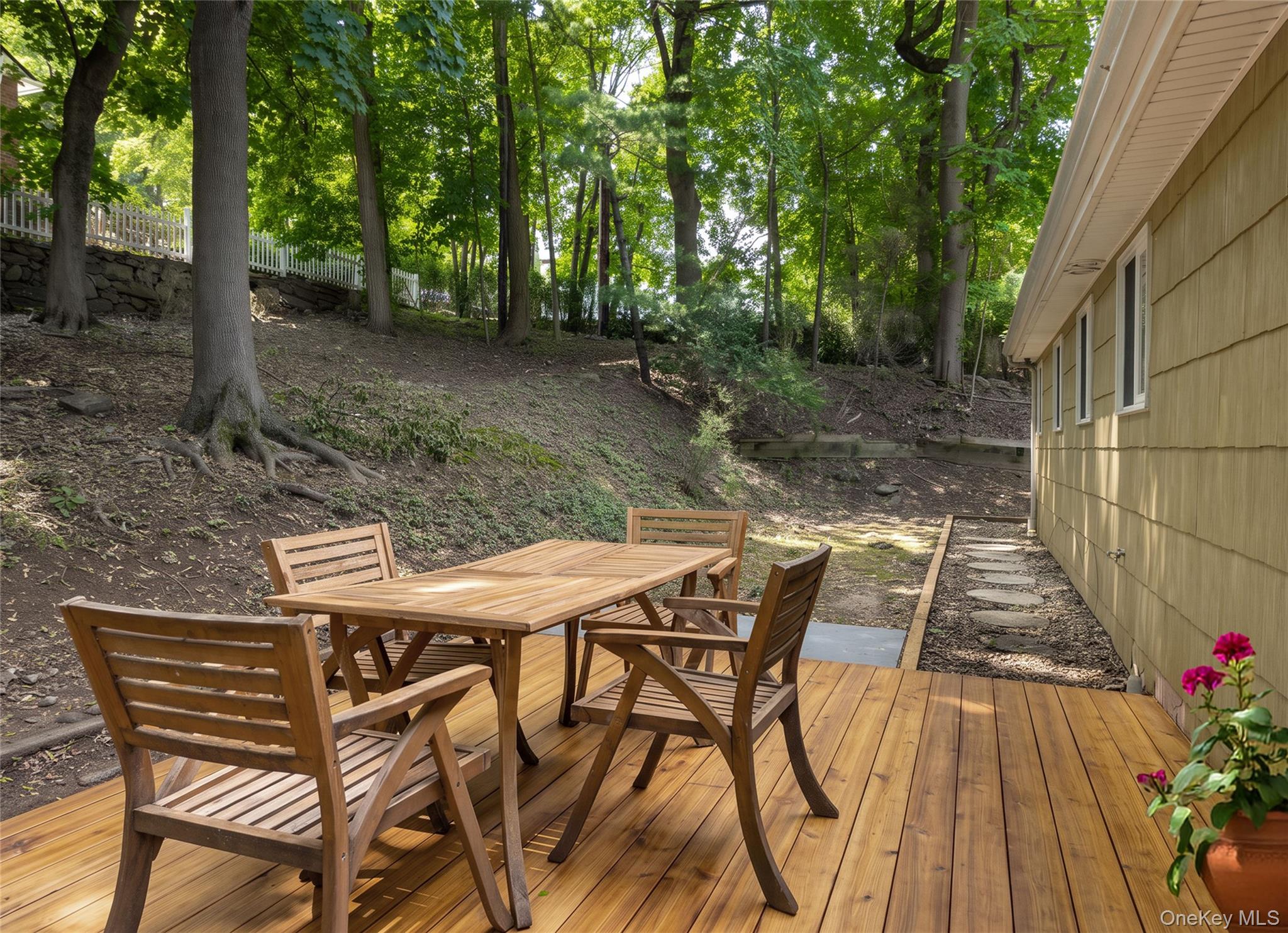64 Bradley Street Property Photo 15