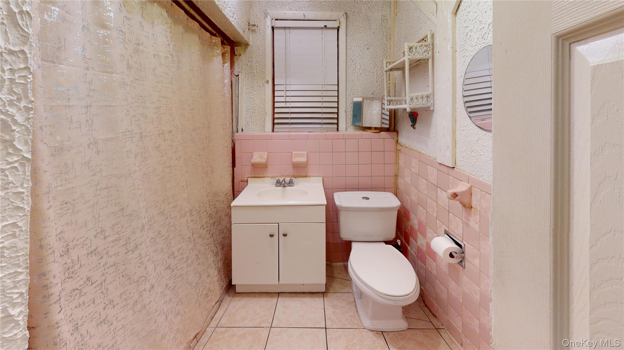 3274 Decatur Avenue Property Photo 9