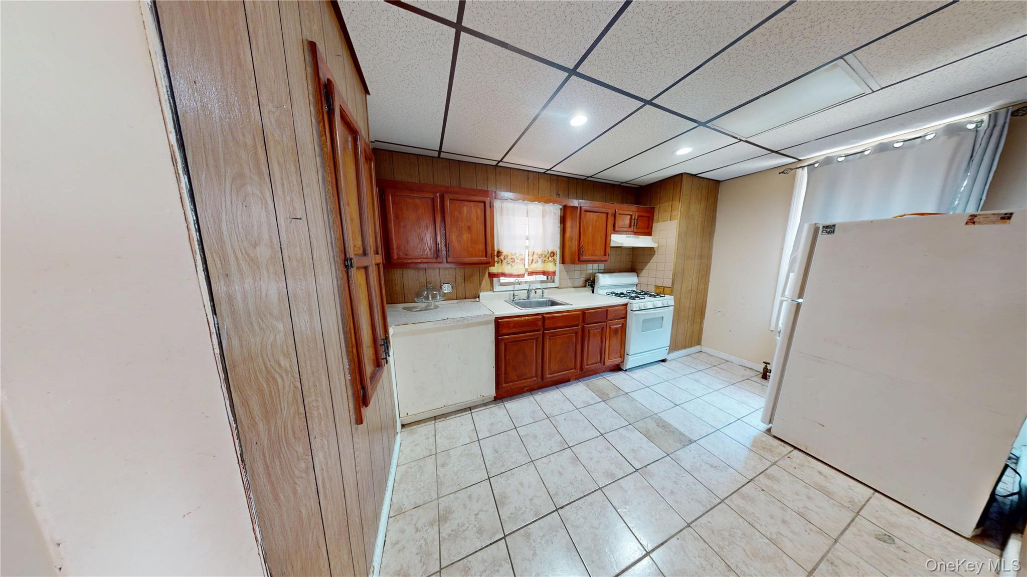 3274 Decatur Avenue Property Photo 22