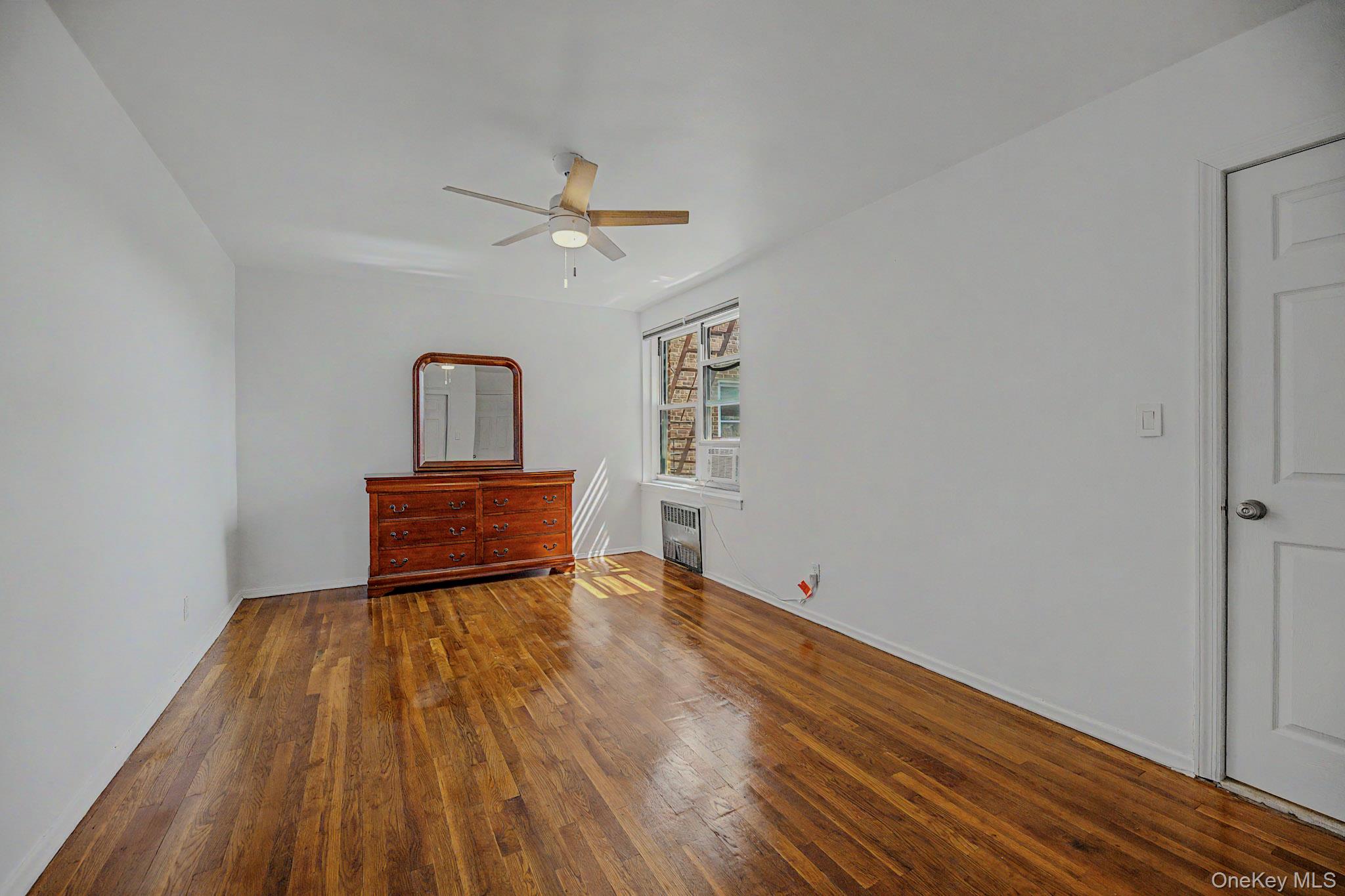 1300 Midland Avenue C-73 Property Photo 6