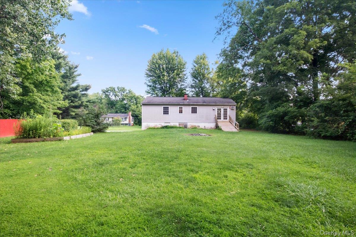 39 N Farm Drive Property Photo 6