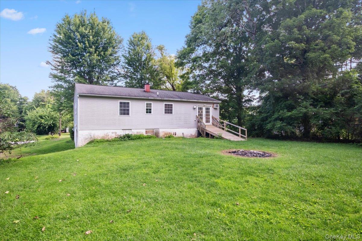39 N Farm Drive Property Photo 7