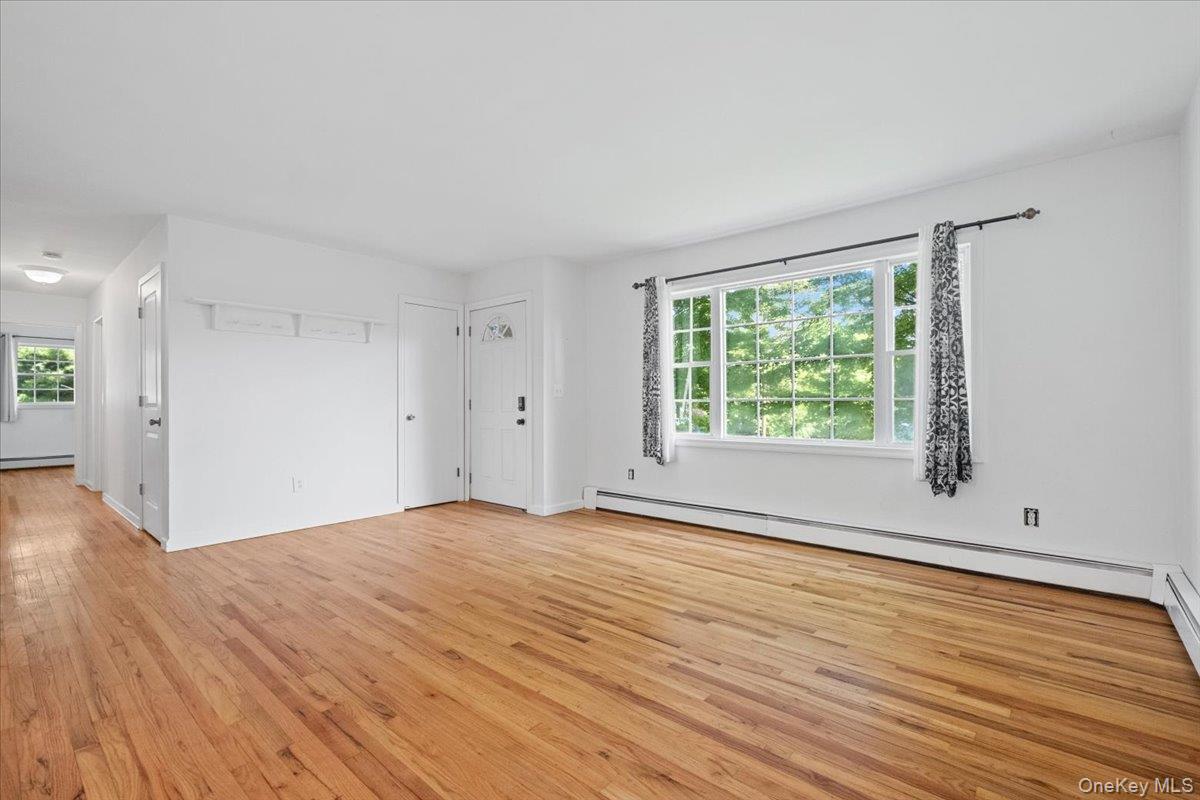 39 N Farm Drive Property Photo 11
