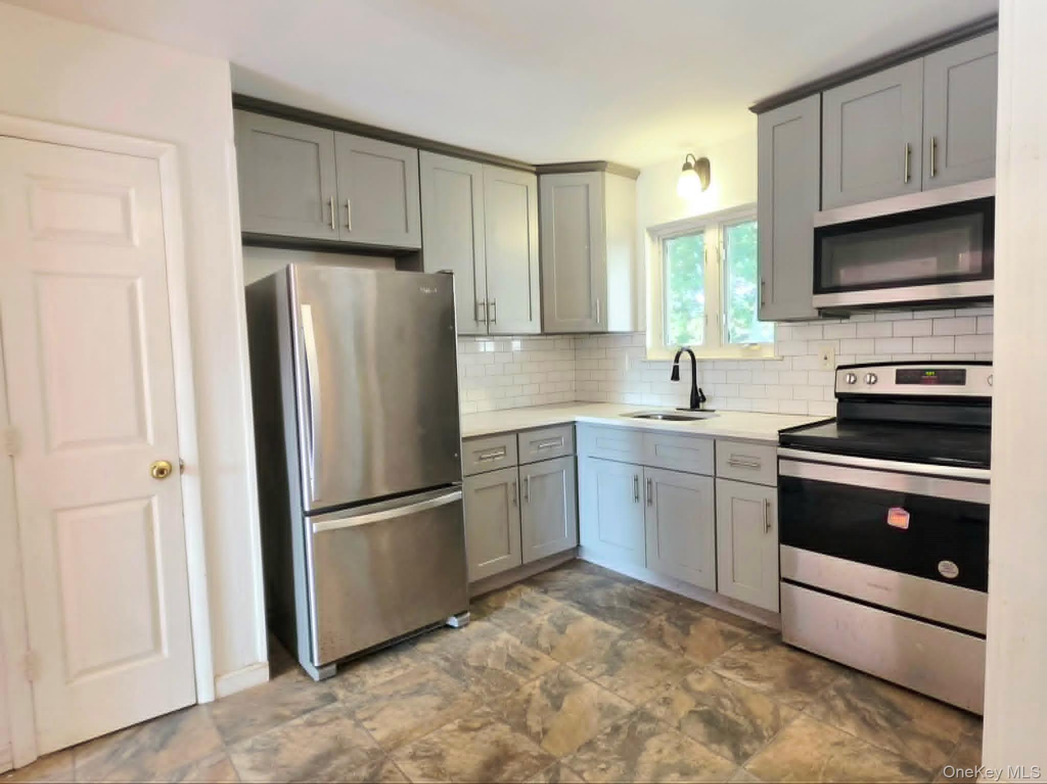 149 Moriches Avenue Property Photo 12