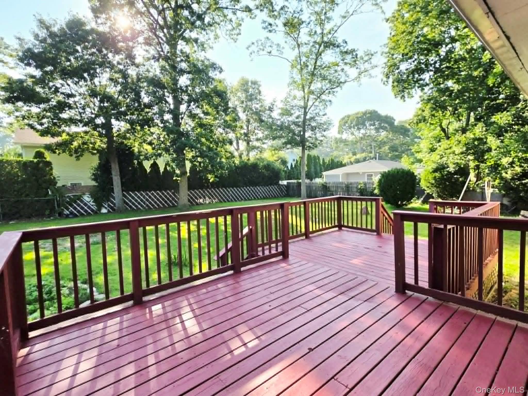 149 Moriches Avenue Property Photo 17