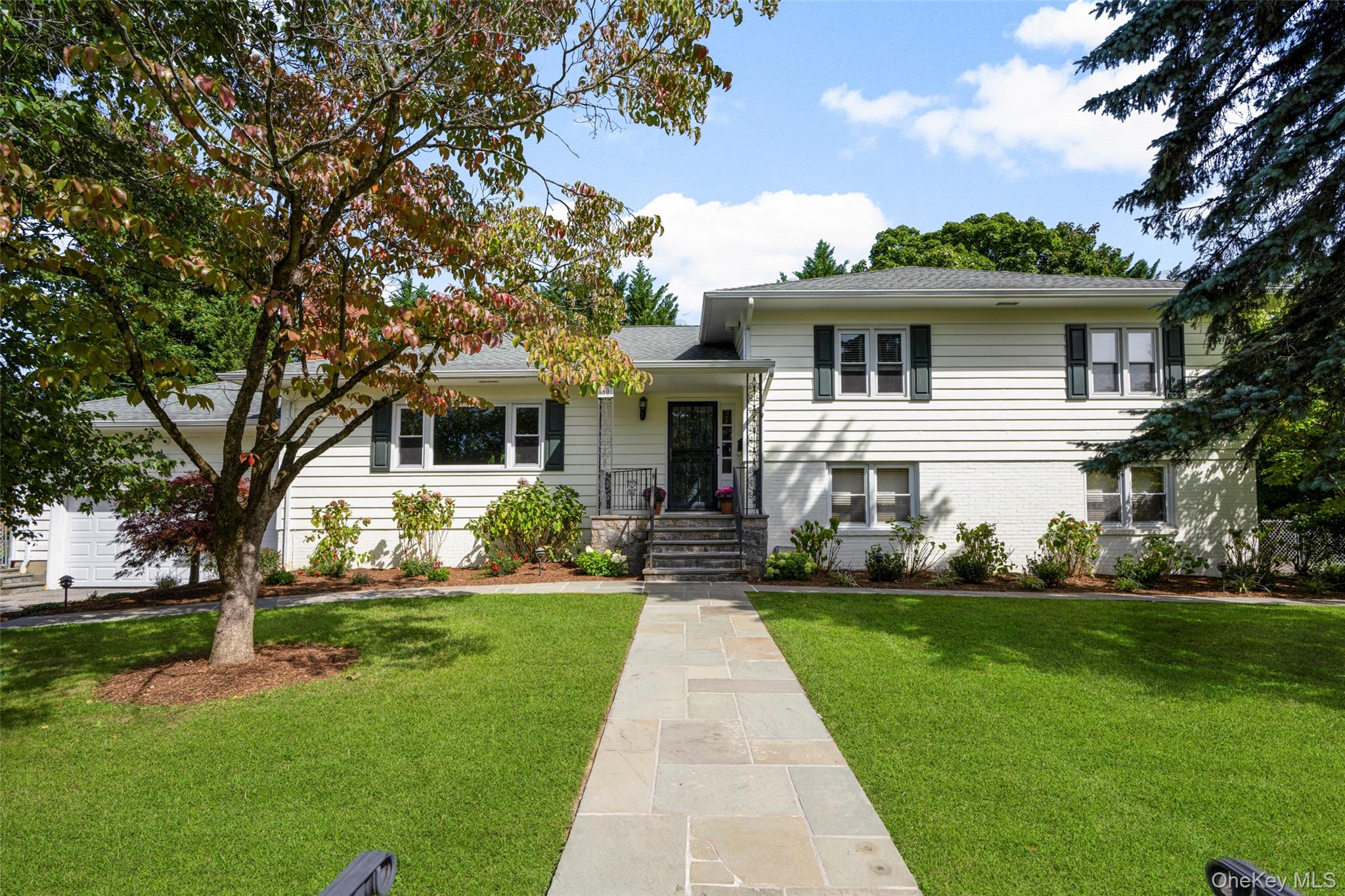 30 Antler Place Property Photo 1