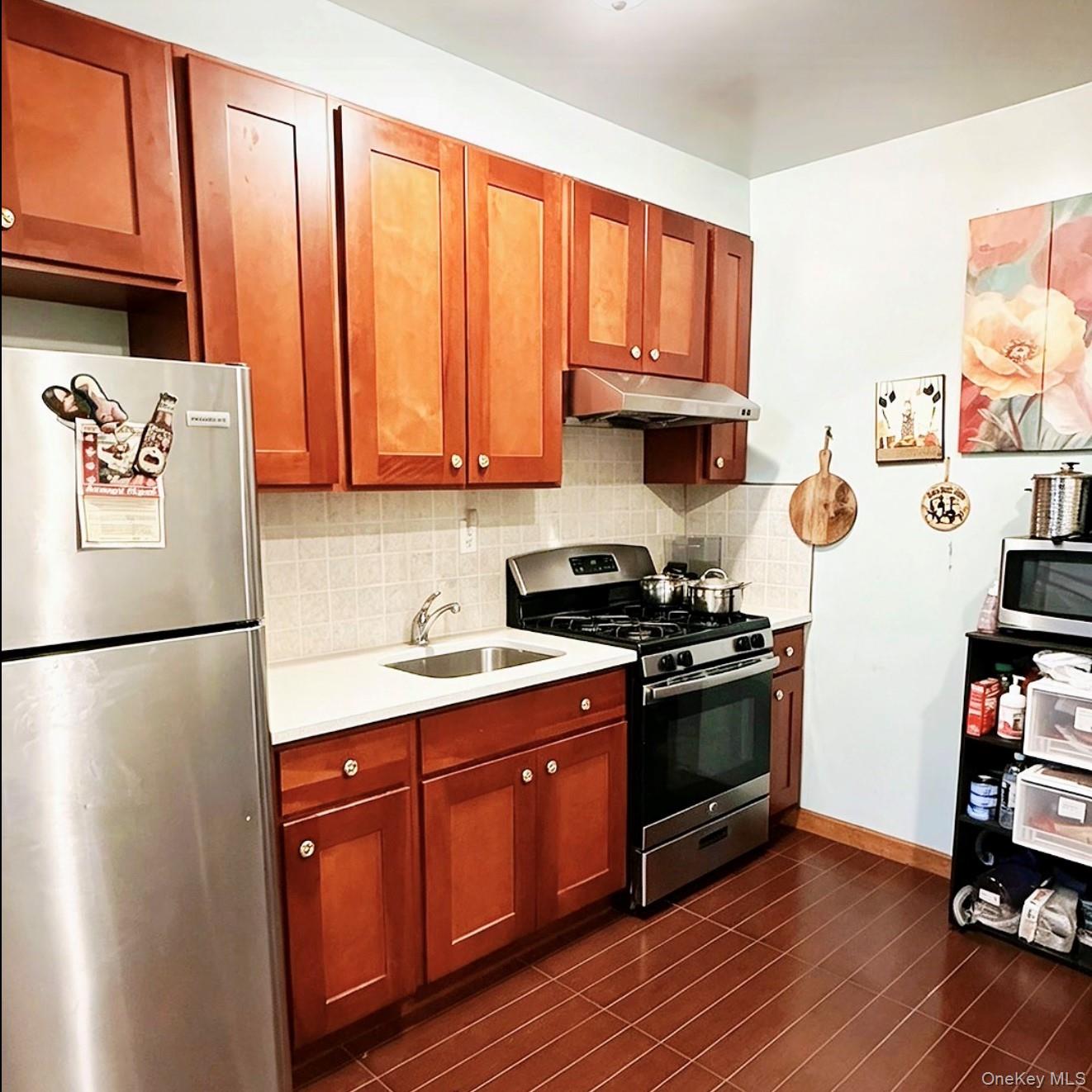 10505 Northern Boulevard 1 Property Photo 4