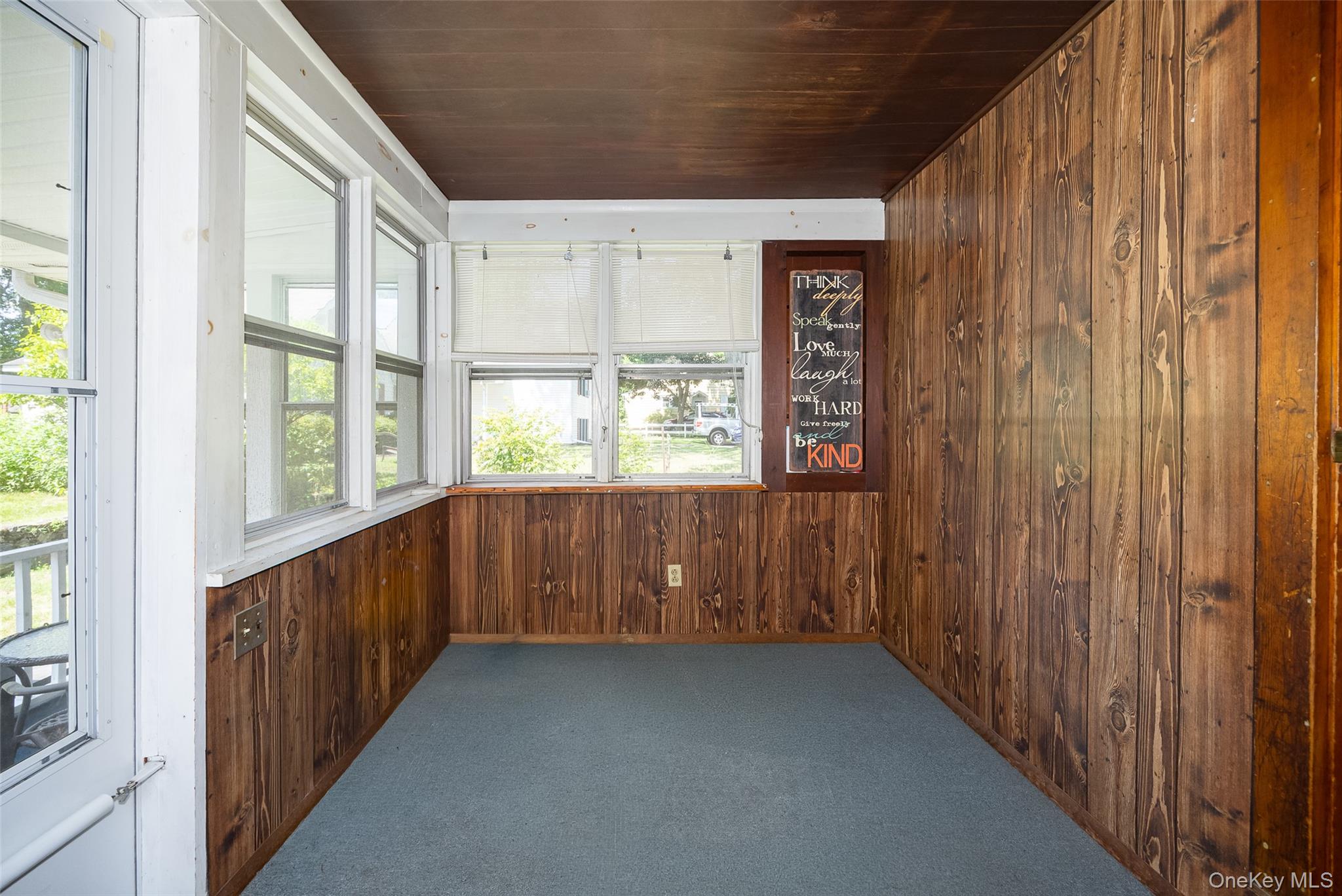 17 Townsend Boulevard Property Photo 5