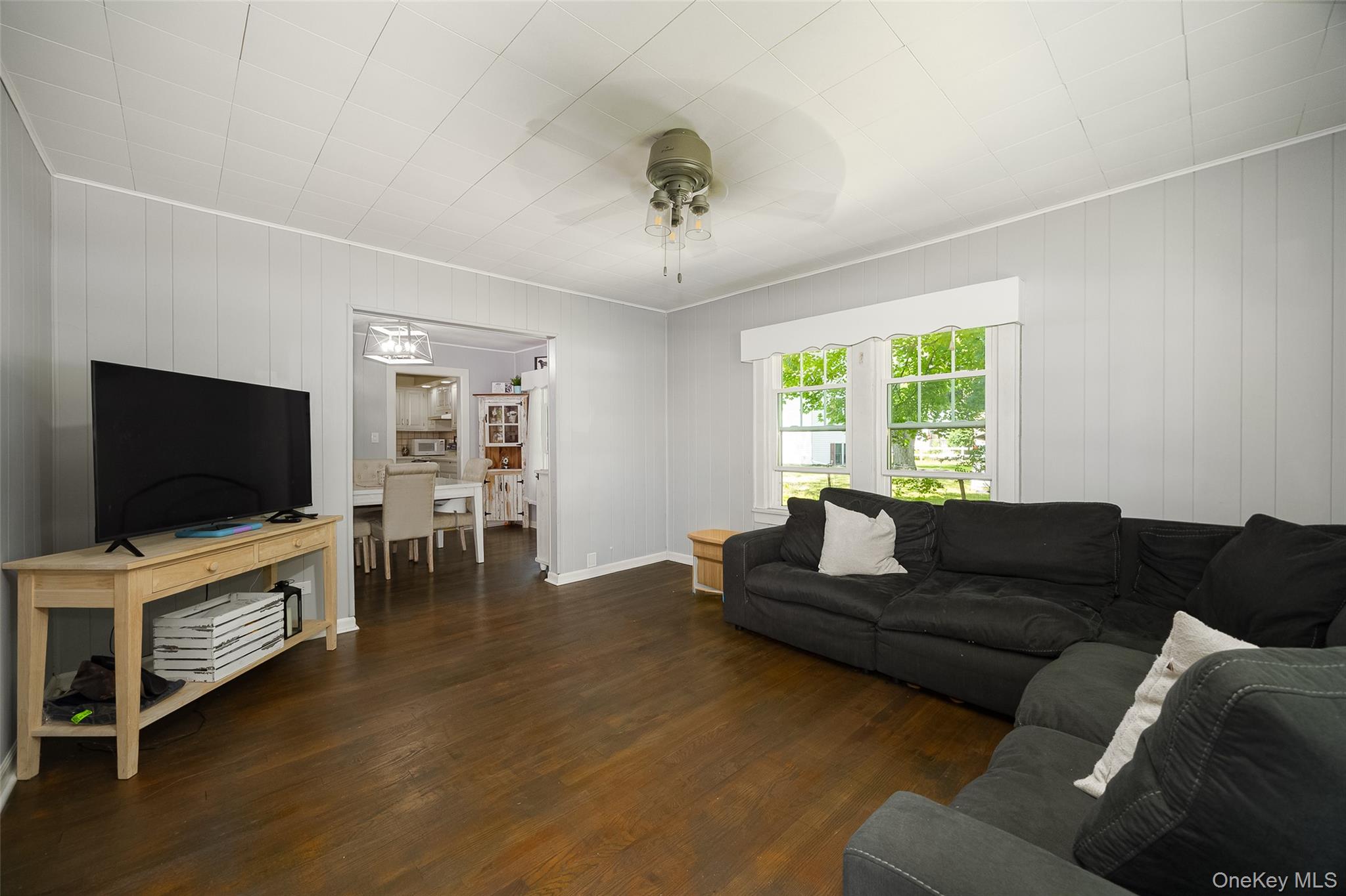 17 Townsend Boulevard Property Photo 7