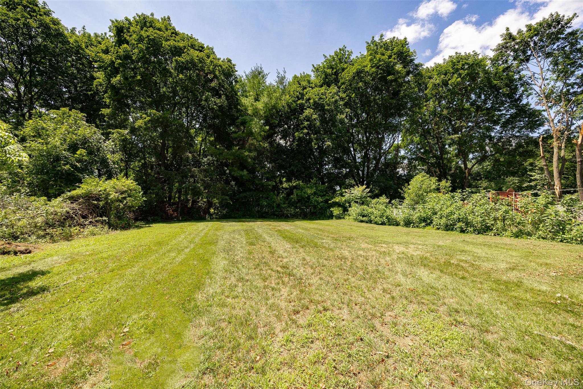 17 Townsend Boulevard Property Photo 26