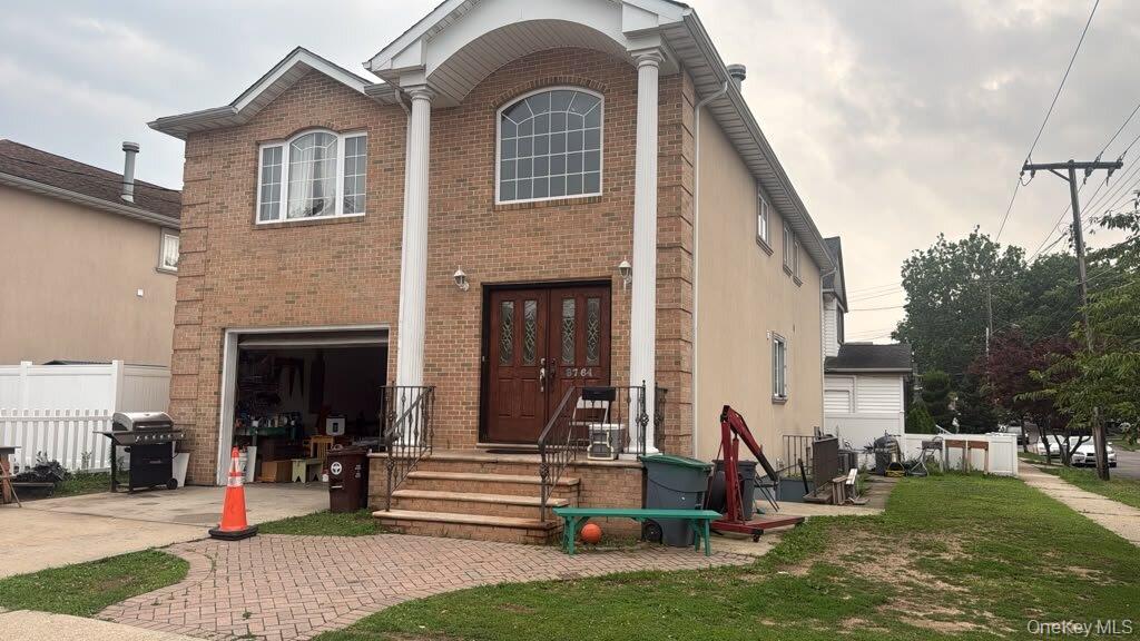 8764 257th Street Property Photo 2