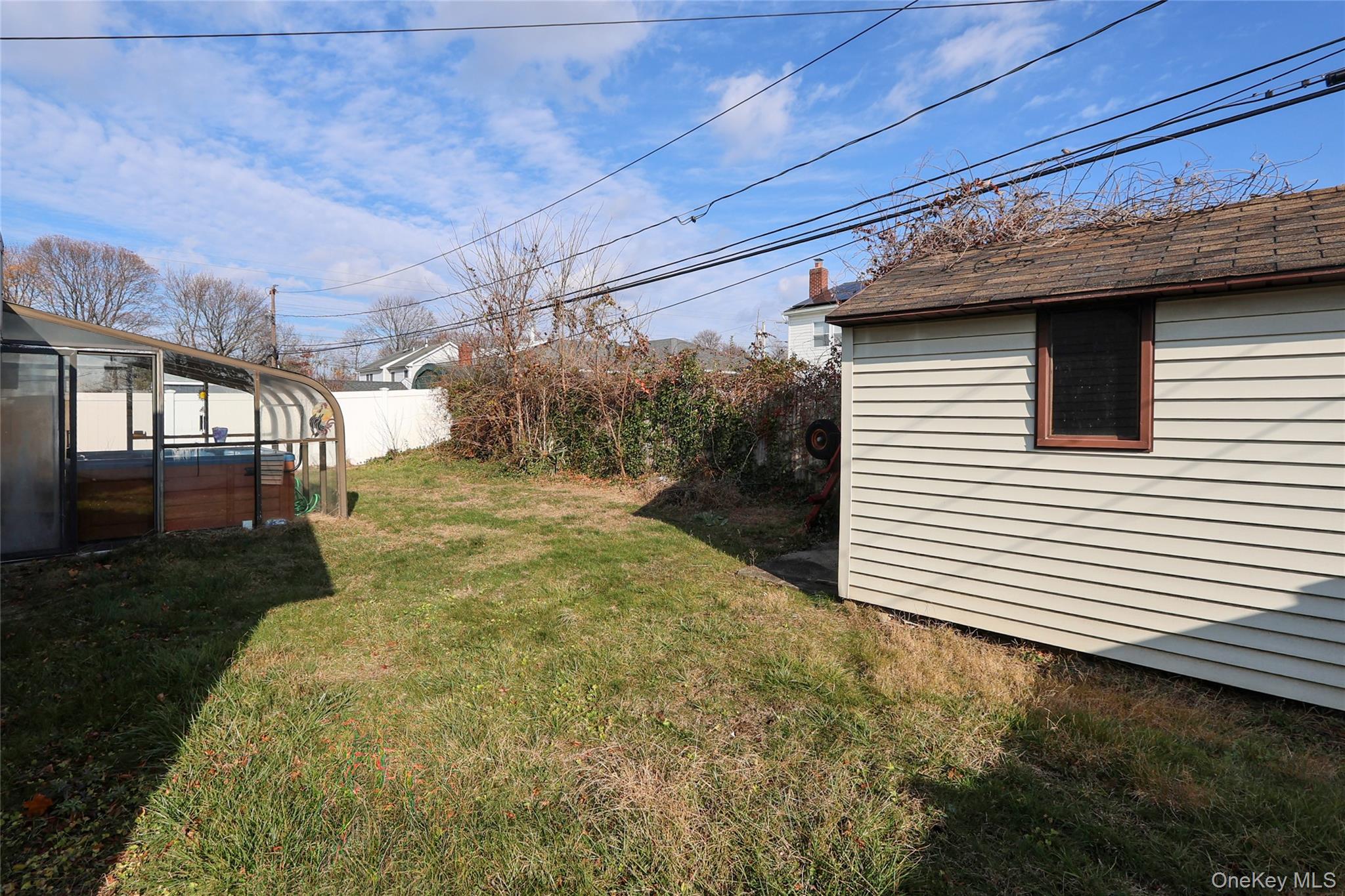 12 E Millpage Drive Property Photo 11