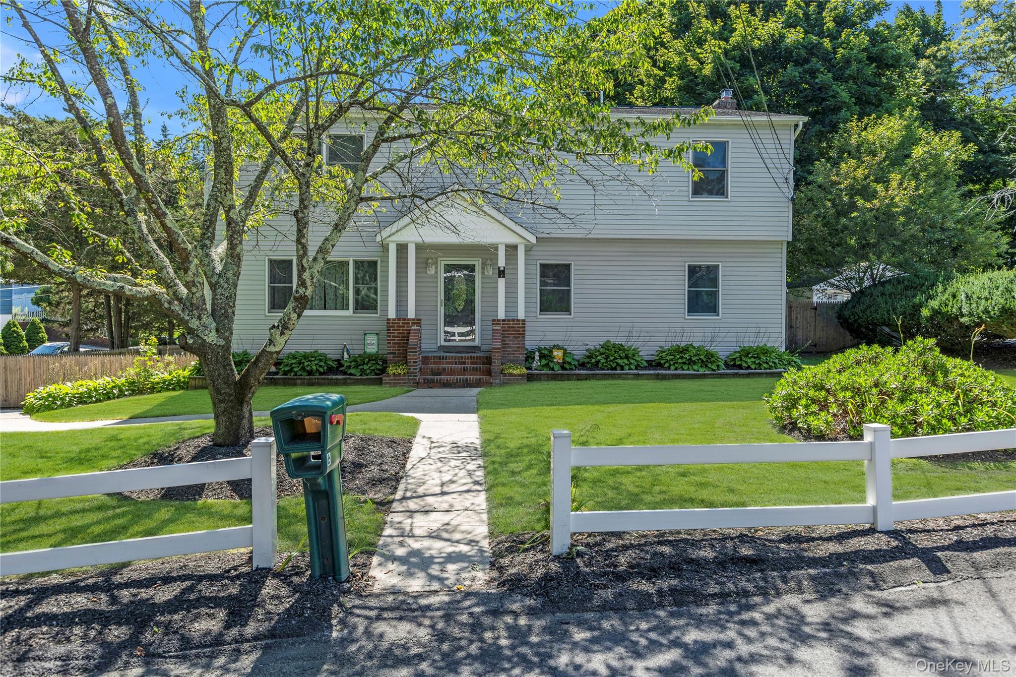 6 Giant Oak Road Property Photo 2