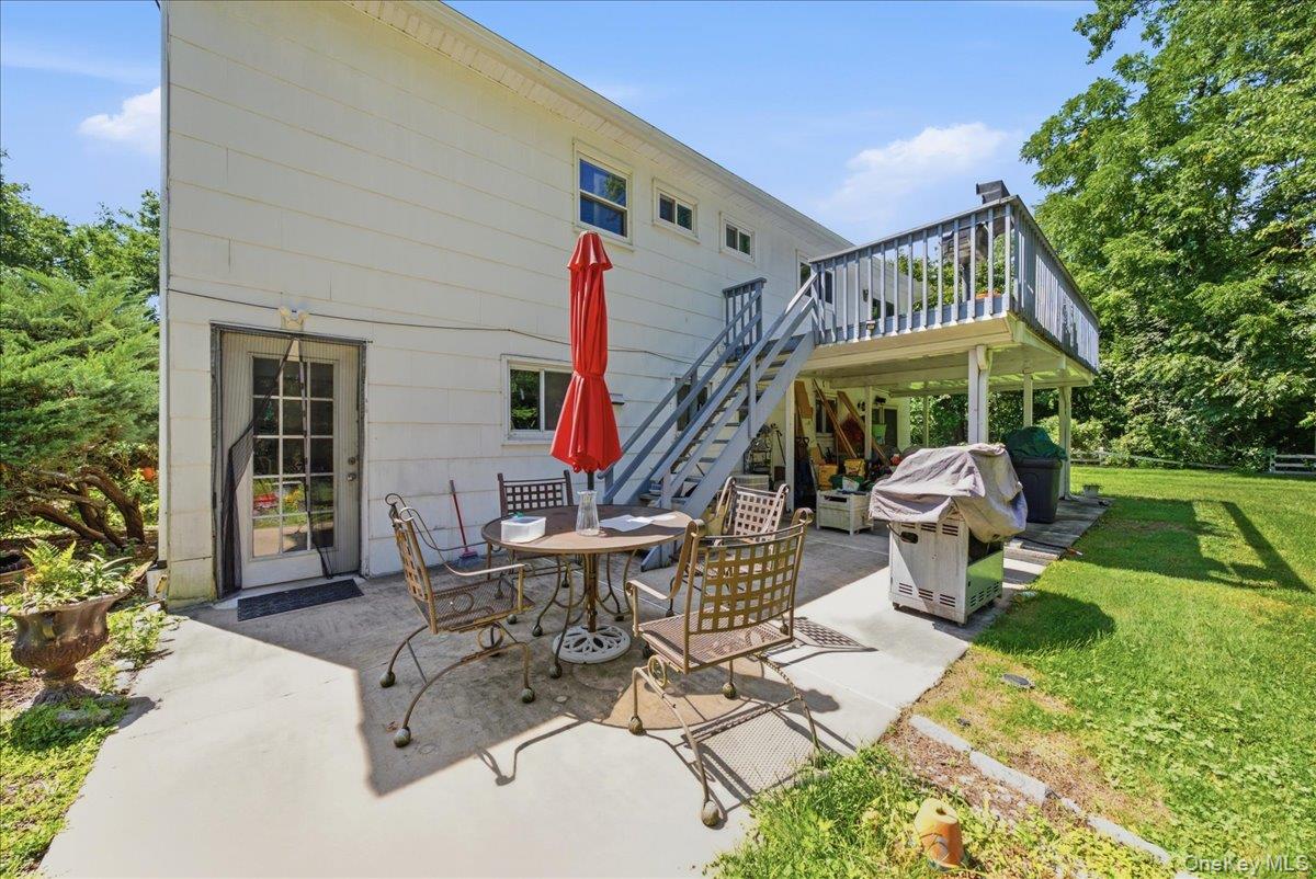 785 Sequoia Drive Property Photo 4