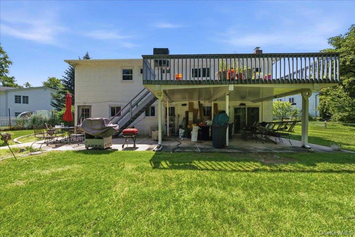 785 Sequoia Drive Property Photo 5