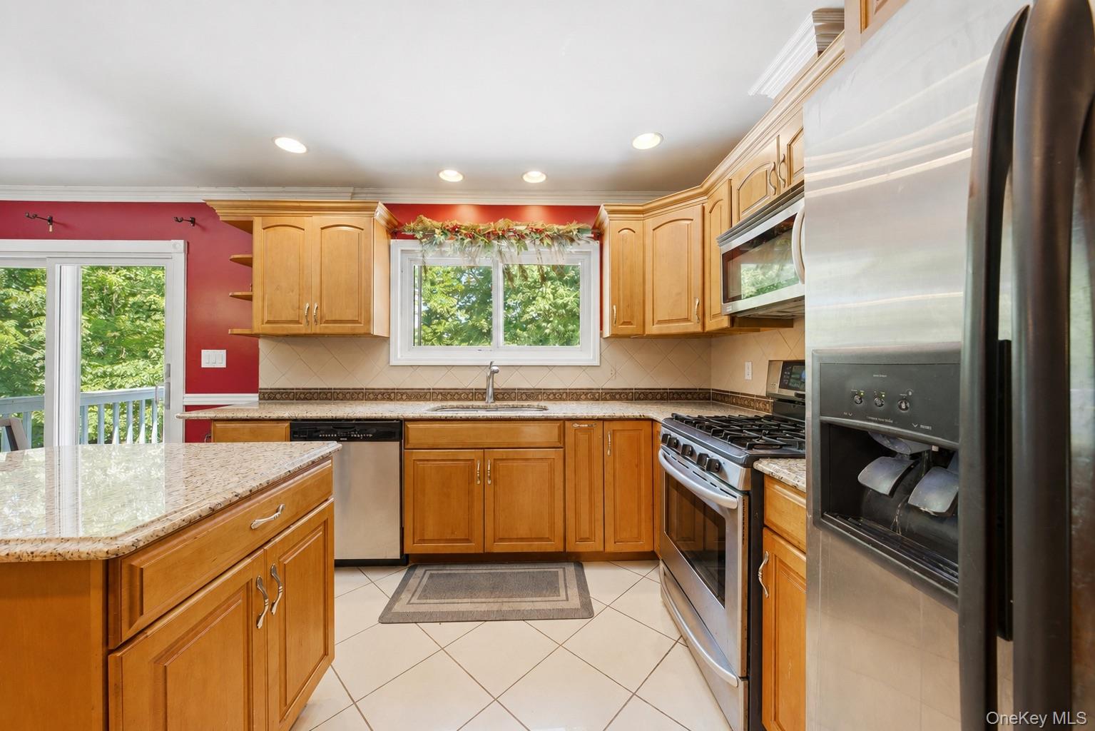 785 Sequoia Drive Property Photo 13