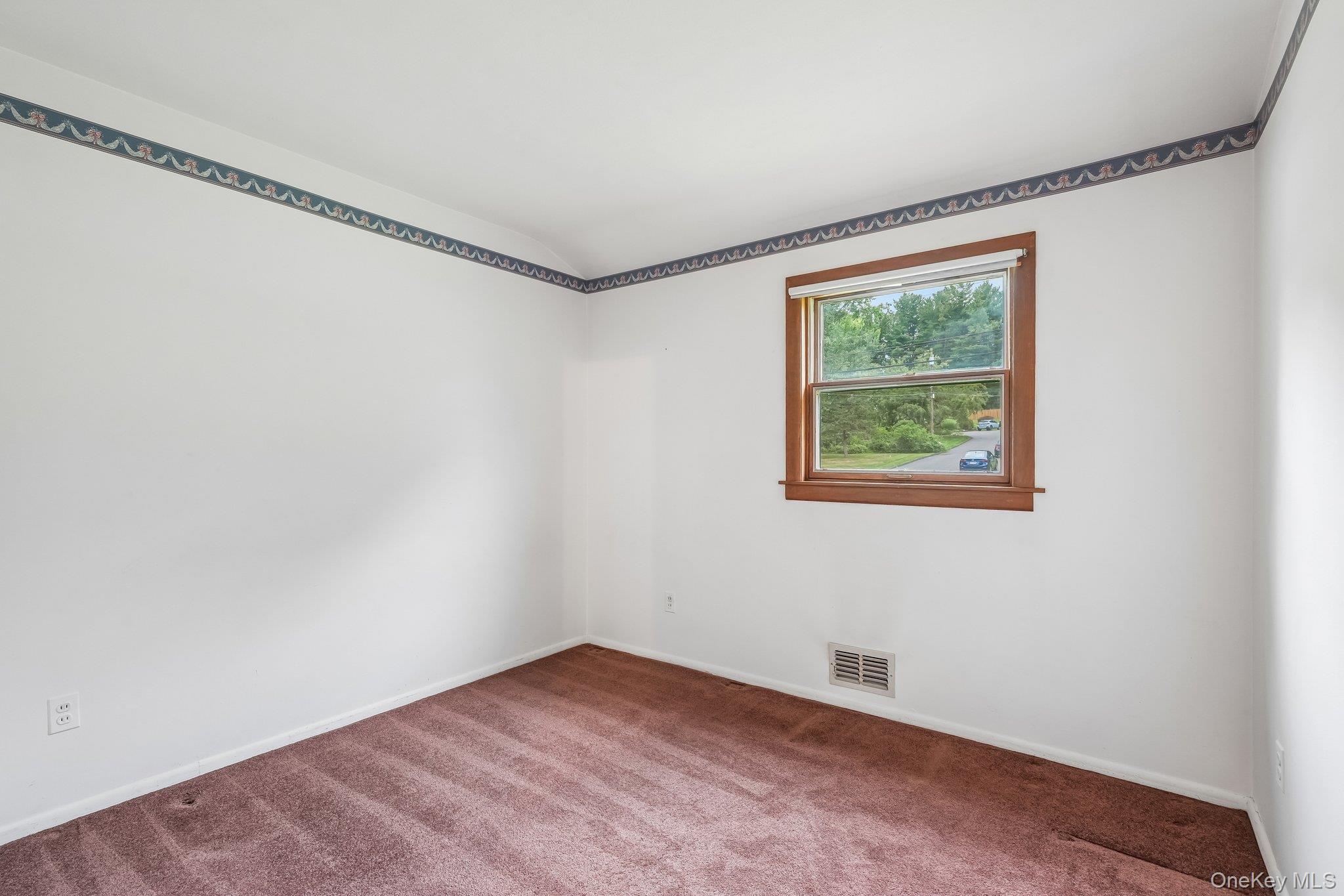 8 Victoria Drive Property Photo 13