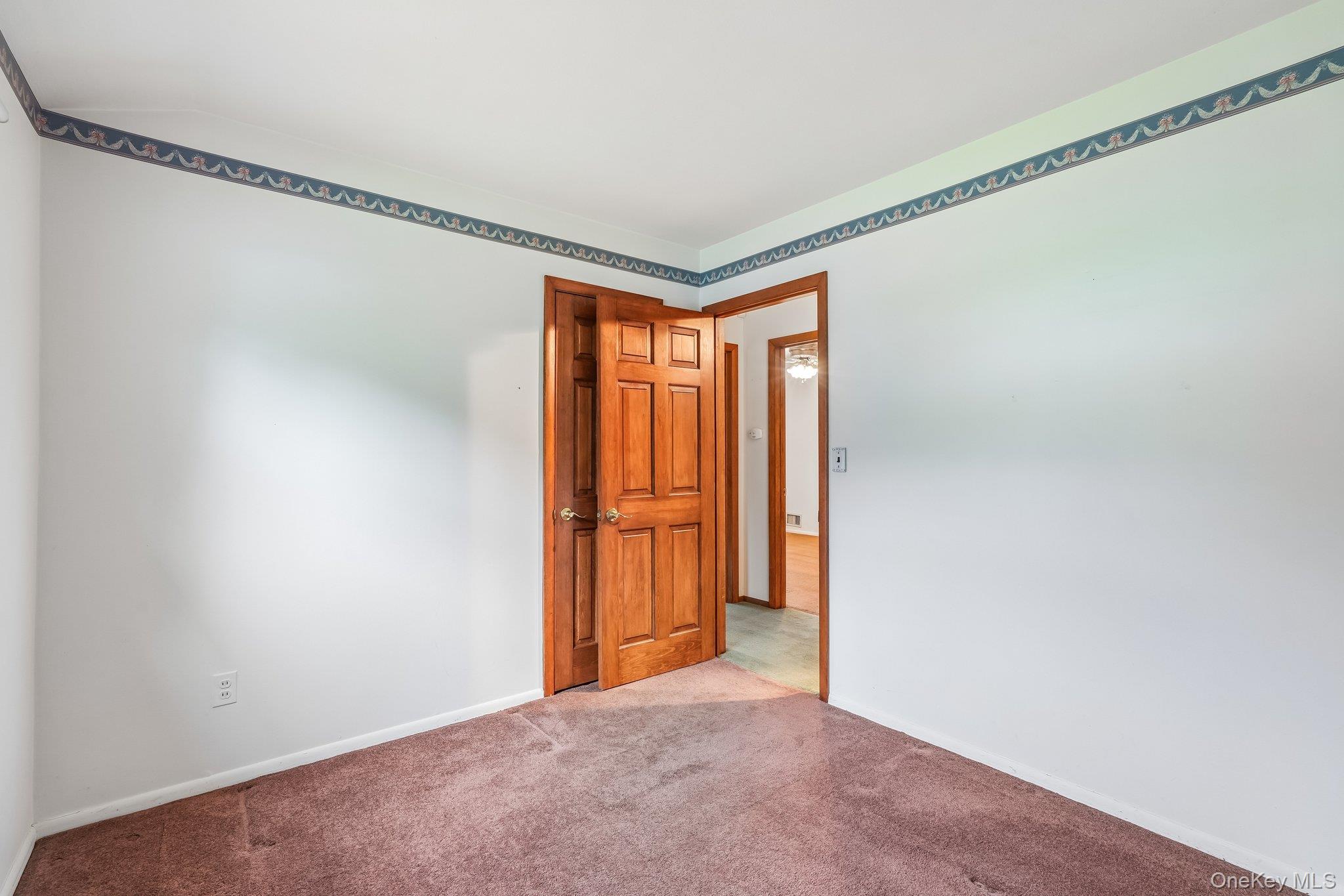 8 Victoria Drive Property Photo 15