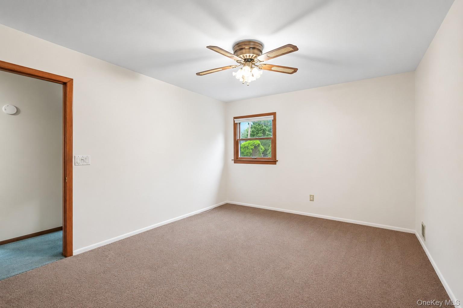 8 Victoria Drive Property Photo 22