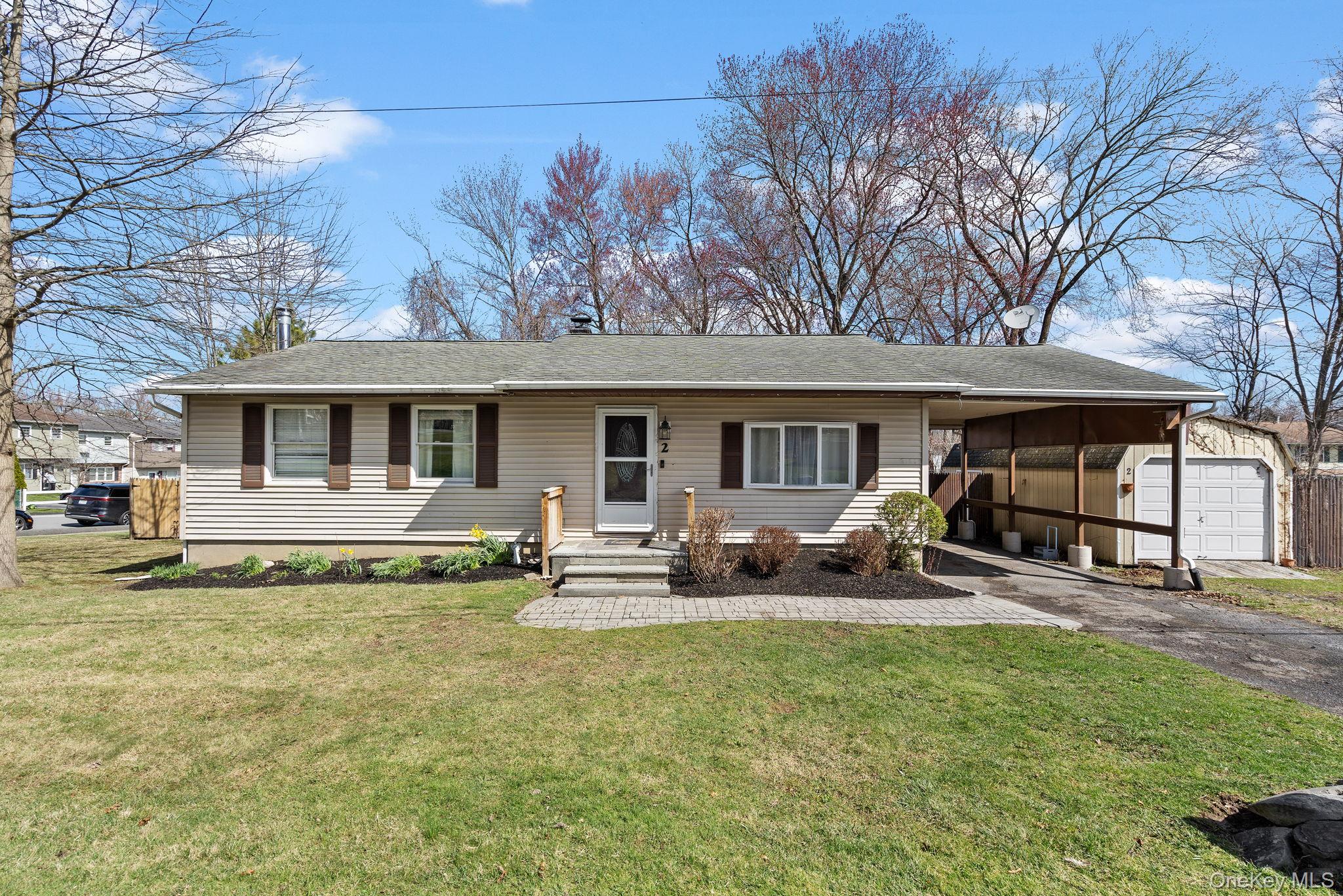 2 Northern Avenue Property Photo 1