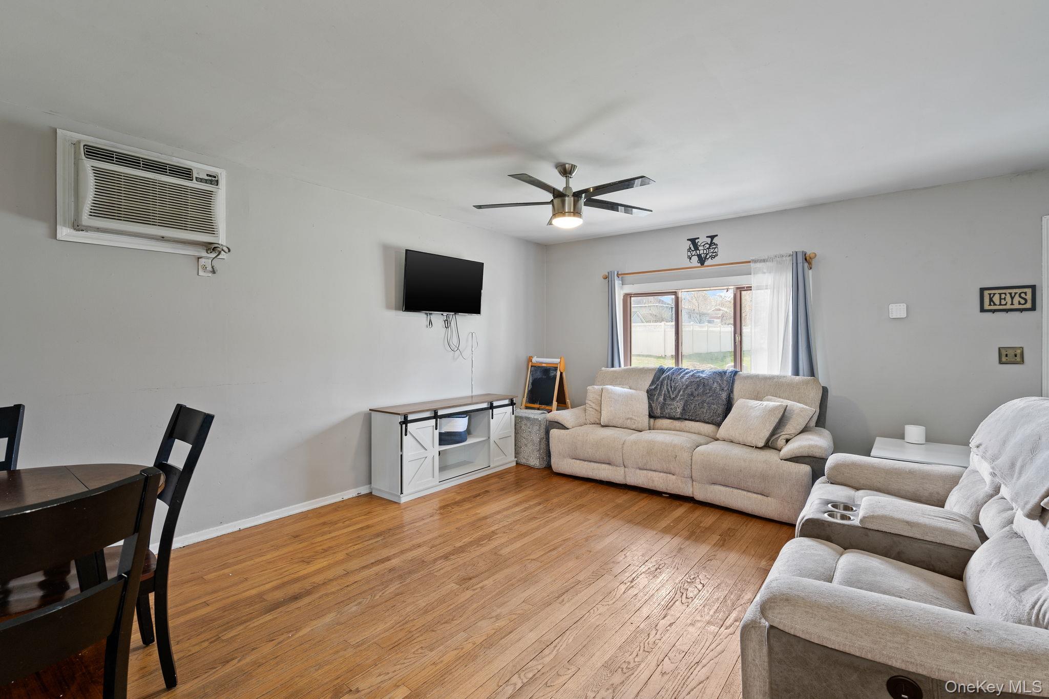 2 Northern Avenue Property Photo 3