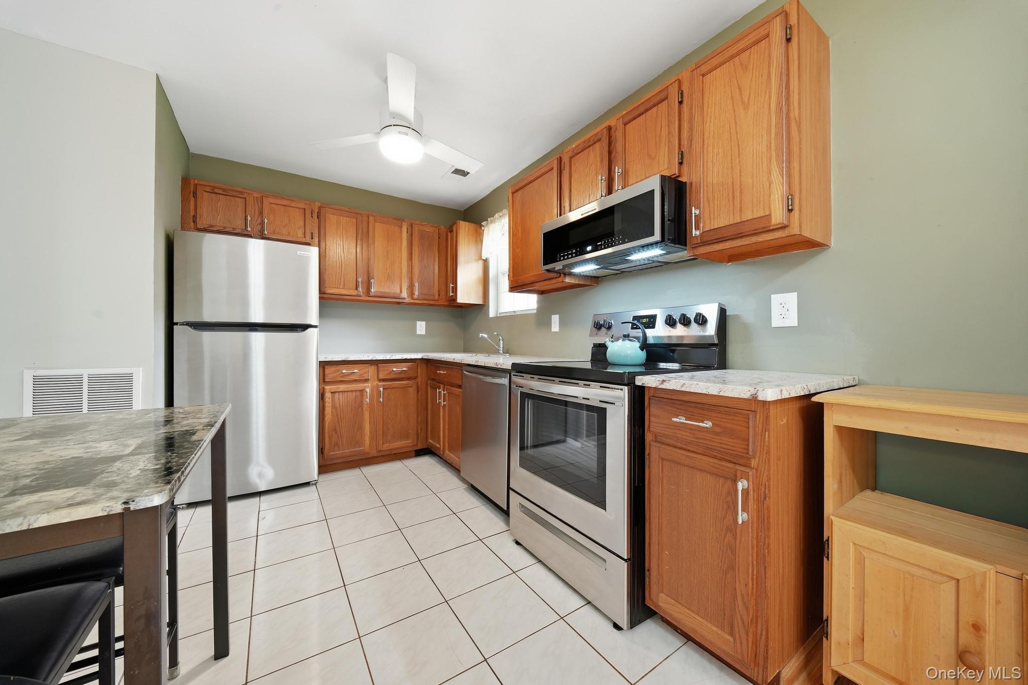 30 Jefferson Property Photo 6