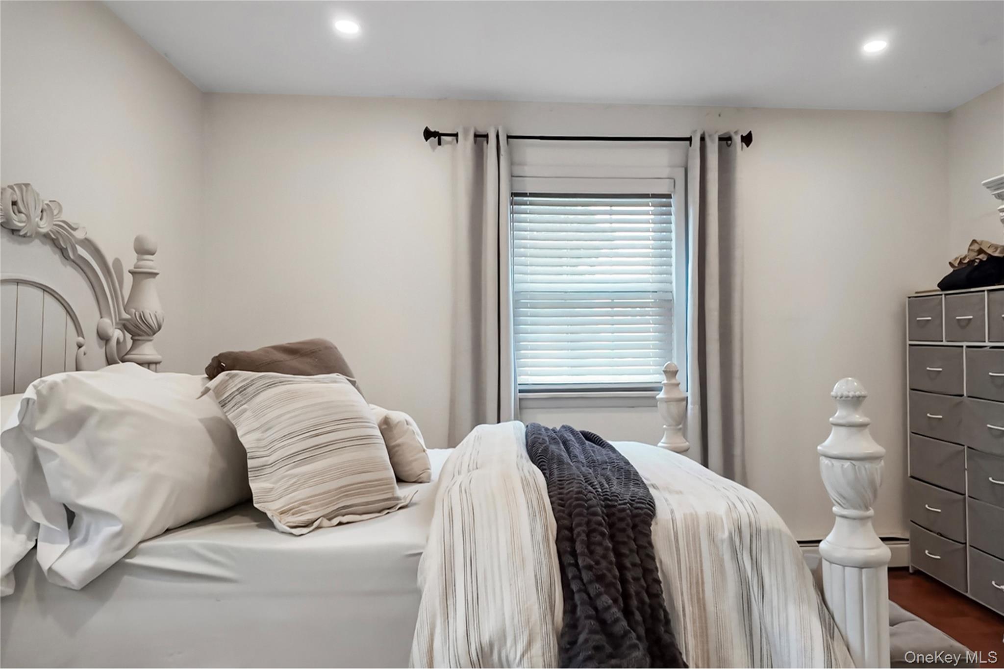 382 Greenbelt Parkway Property Photo 11