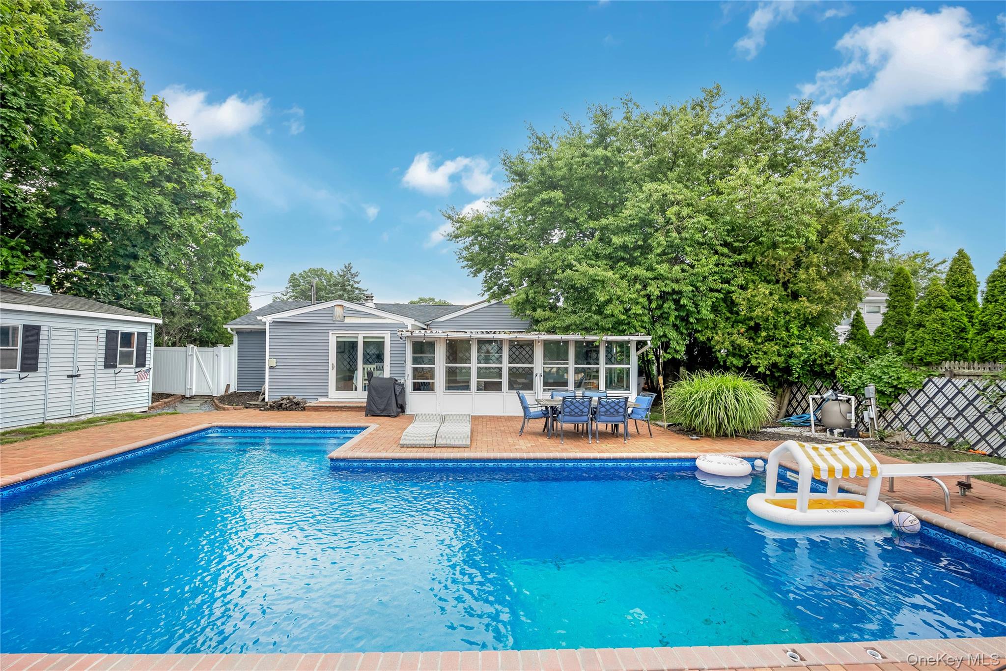 382 Greenbelt Parkway Property Photo 18