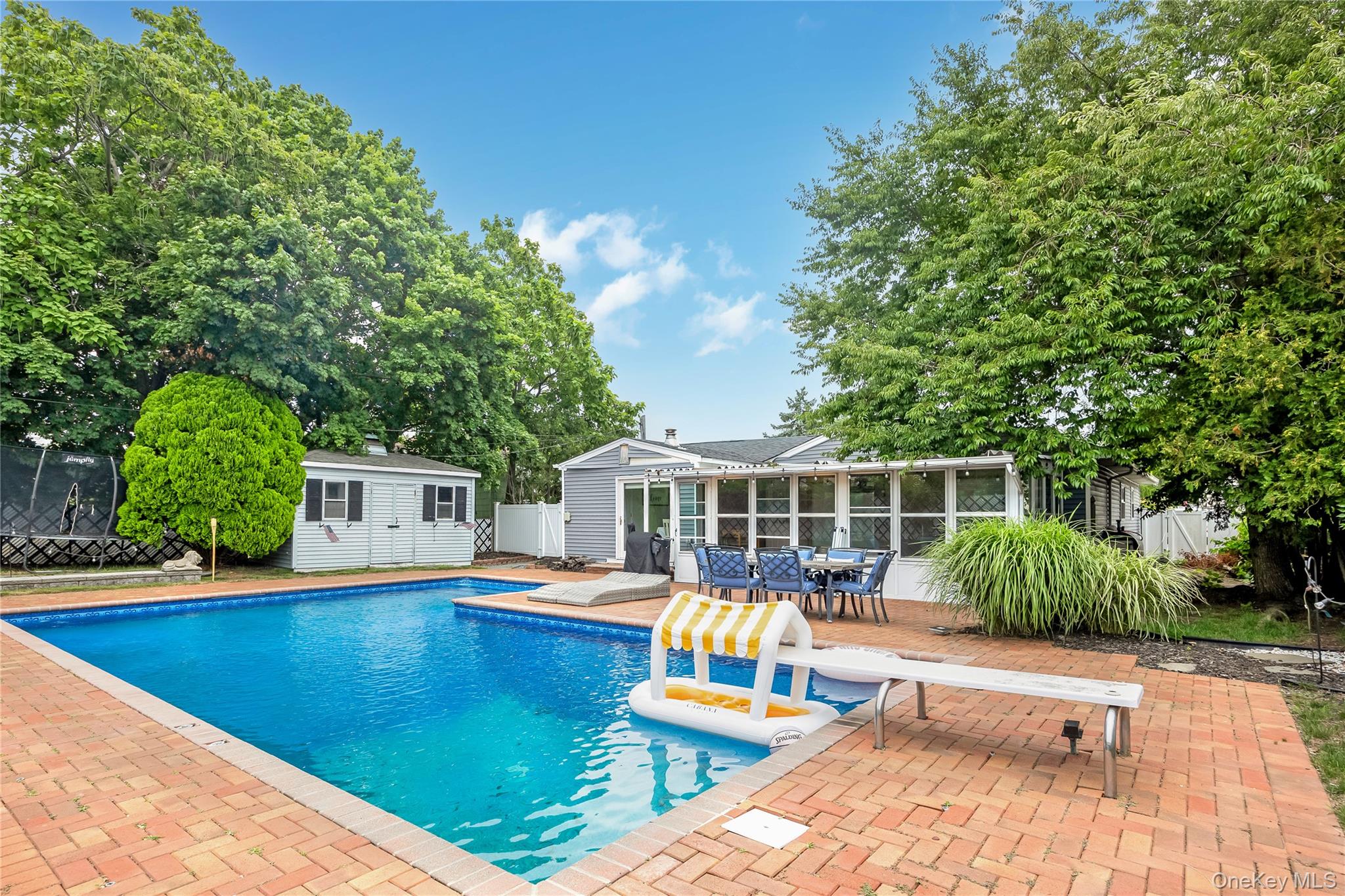 382 Greenbelt Parkway Property Photo 19