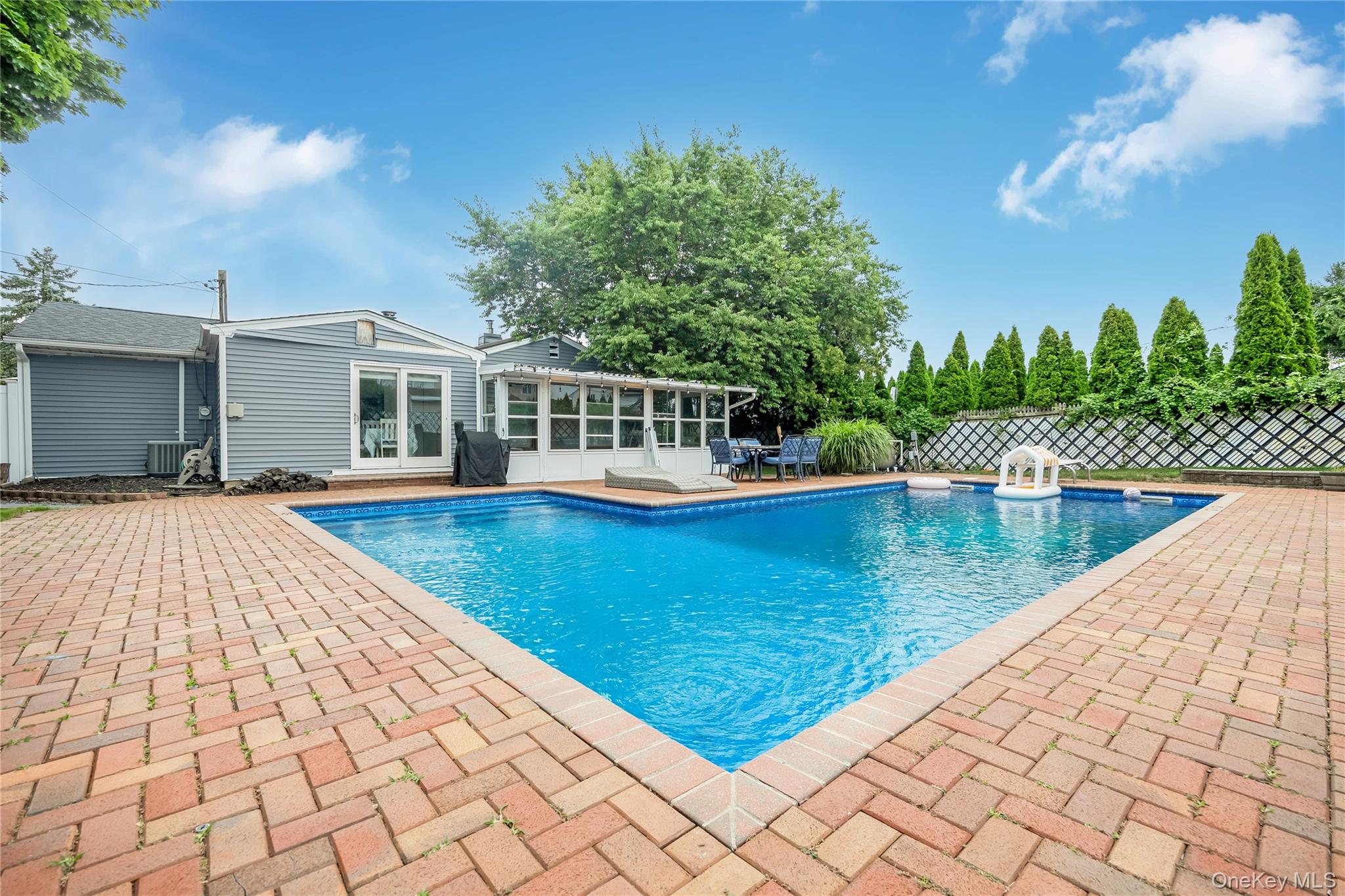 382 Greenbelt Parkway Property Photo 21