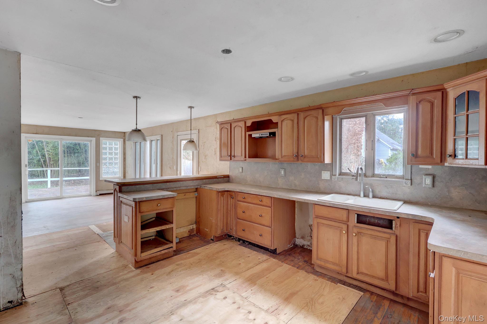 34 Thorburn Avenue Property Photo 6