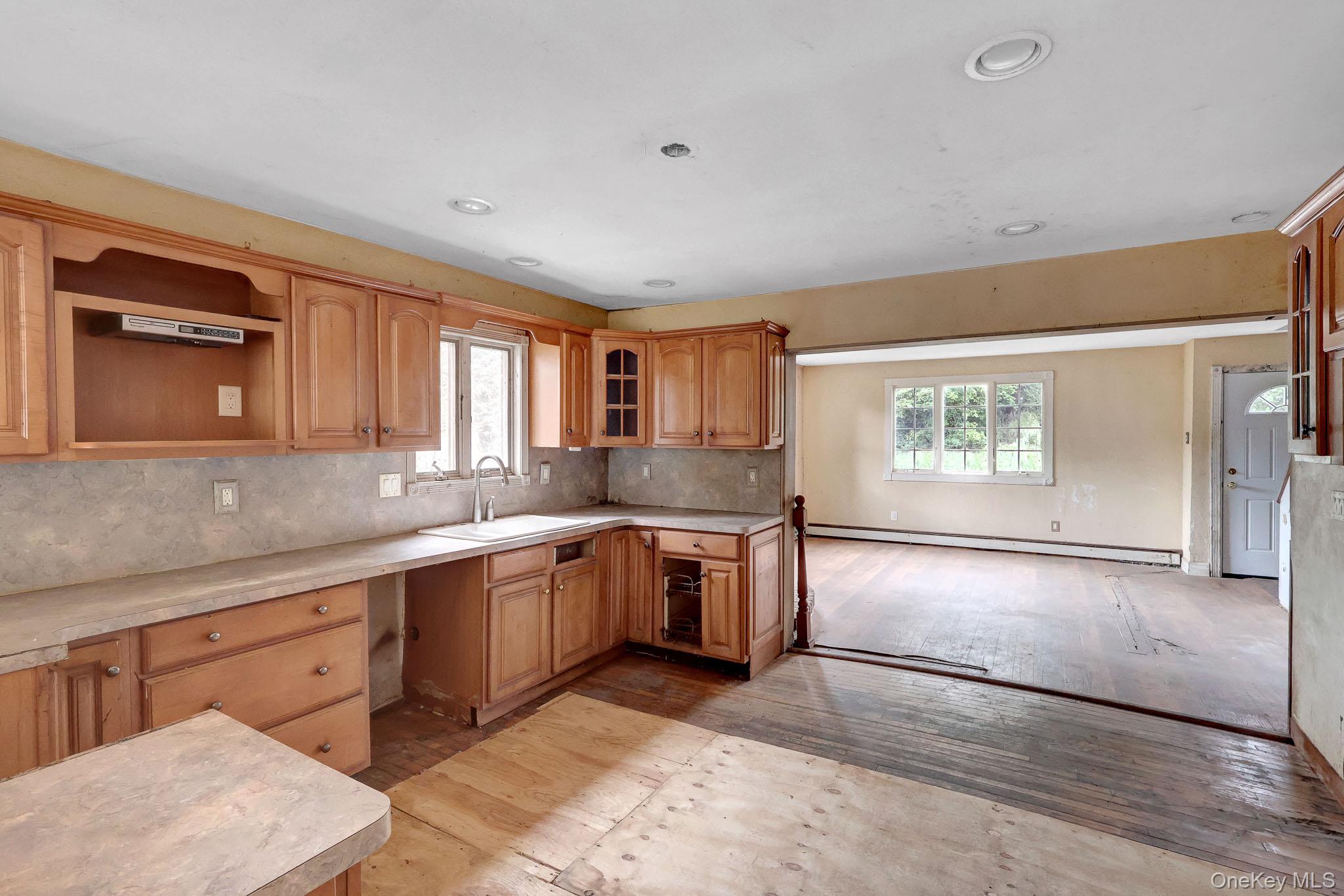 34 Thorburn Avenue Property Photo 8