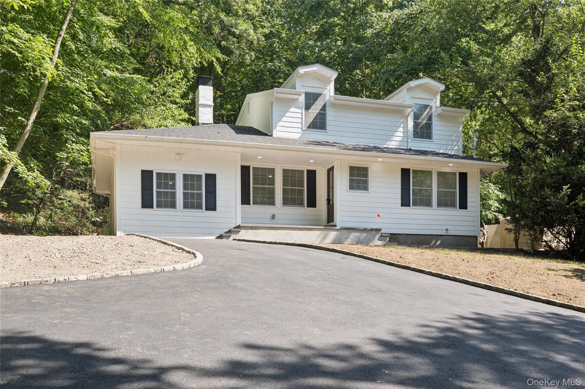 128 Crooked Hill Road Property Photo 4