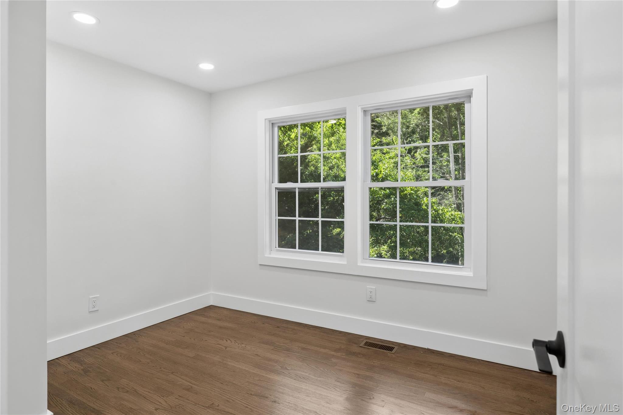 128 Crooked Hill Road Property Photo 22