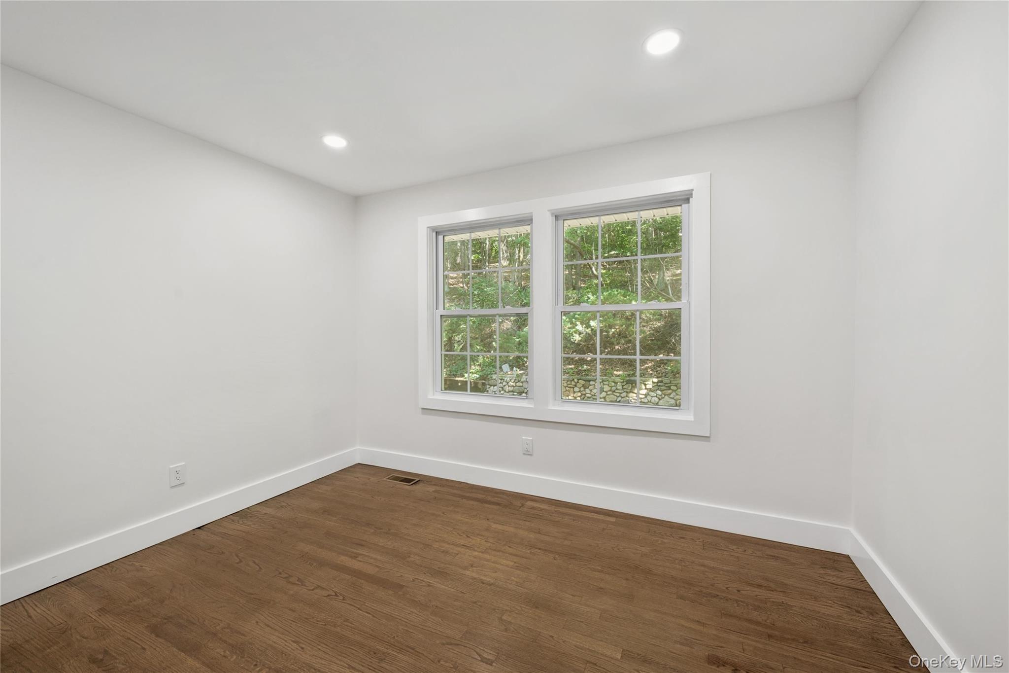 128 Crooked Hill Road Property Photo 34