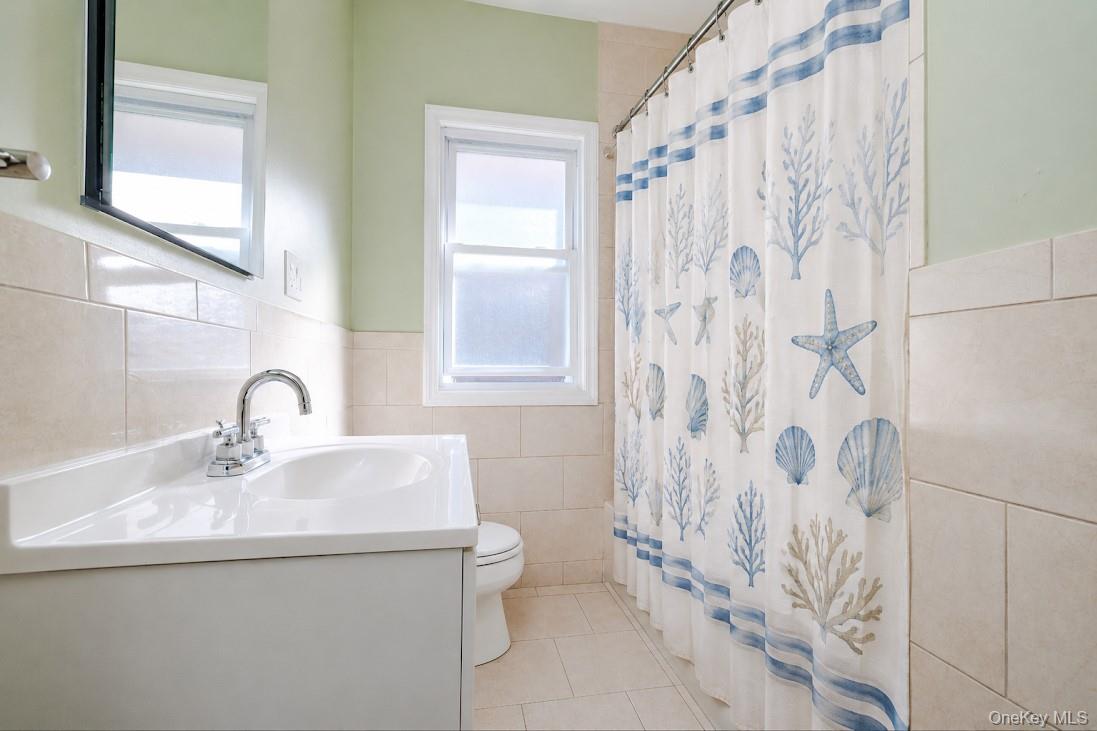 128 W Market Street Property Photo 6