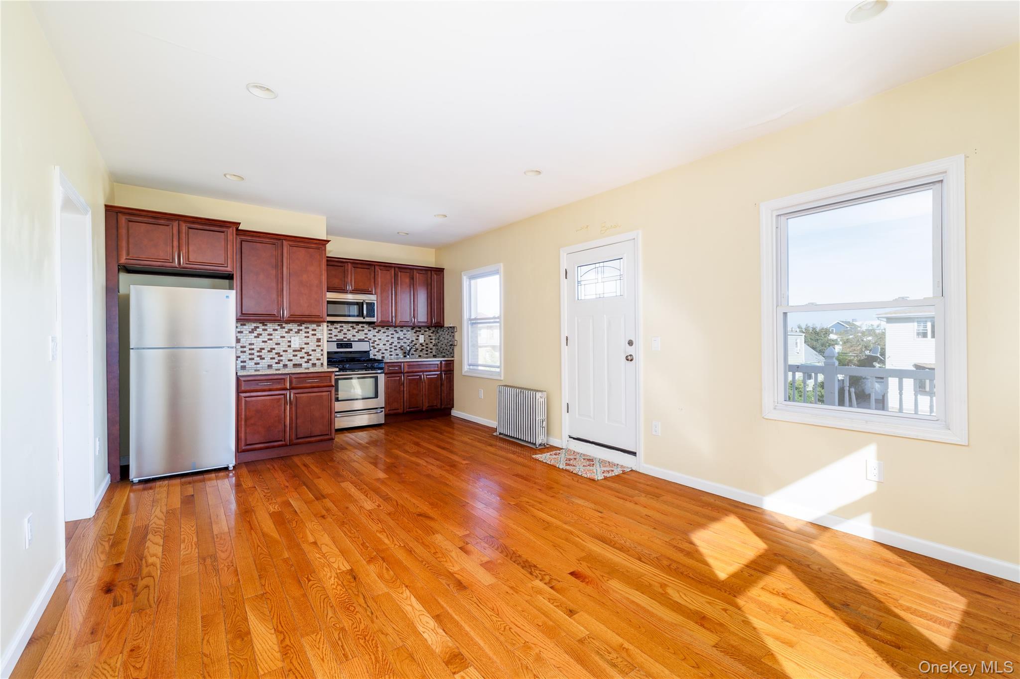 128 W Market Street Property Photo 7