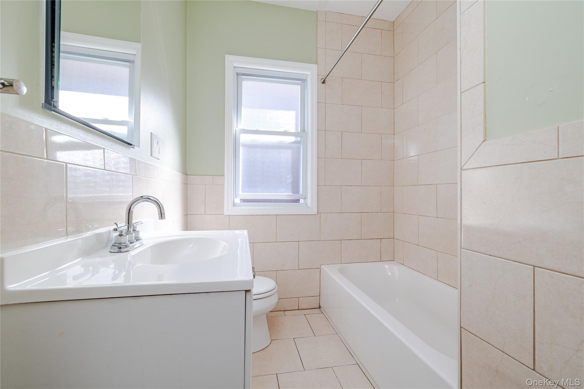 128 W Market Street Property Photo 14