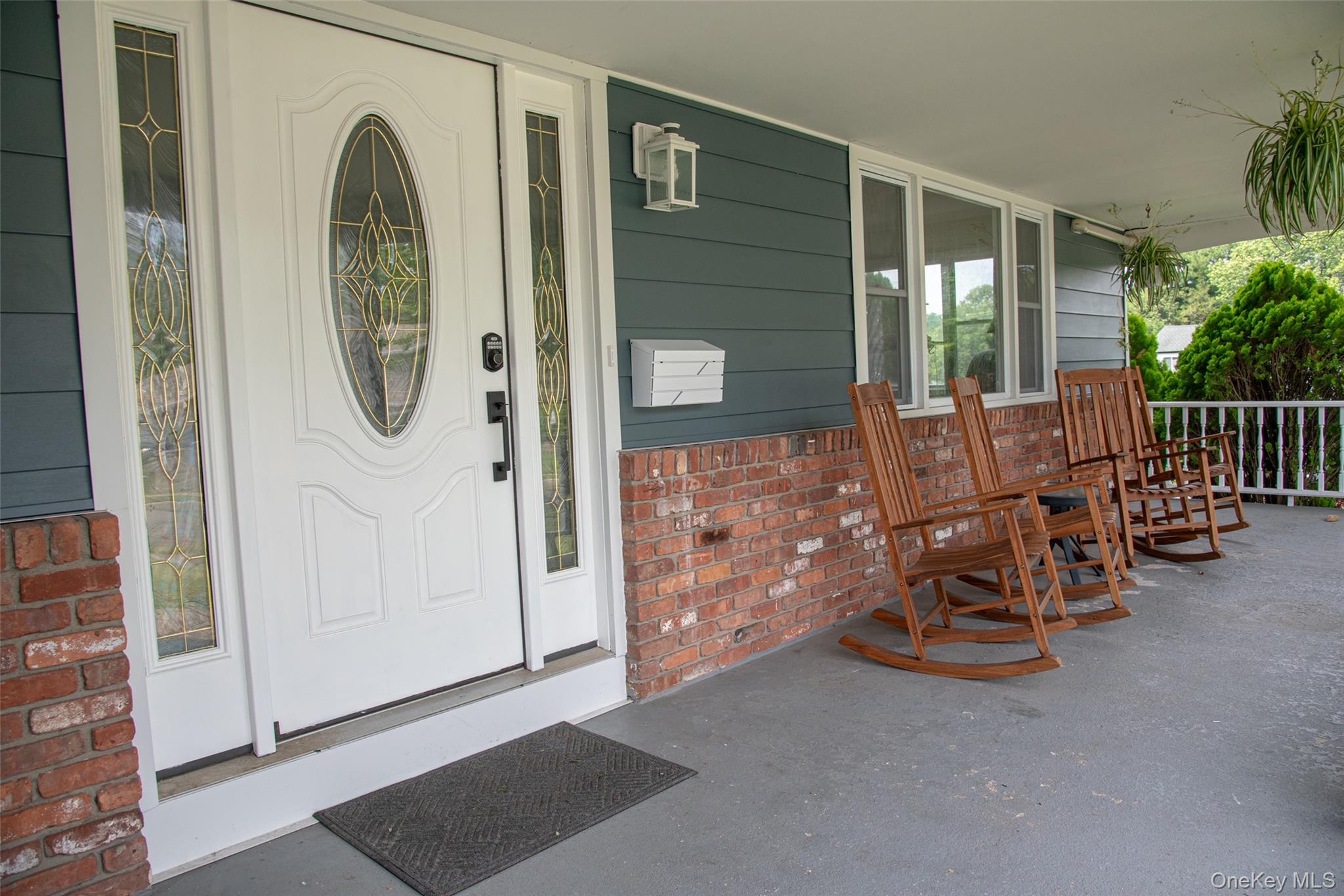 206 W Central Avenue Property Photo 2