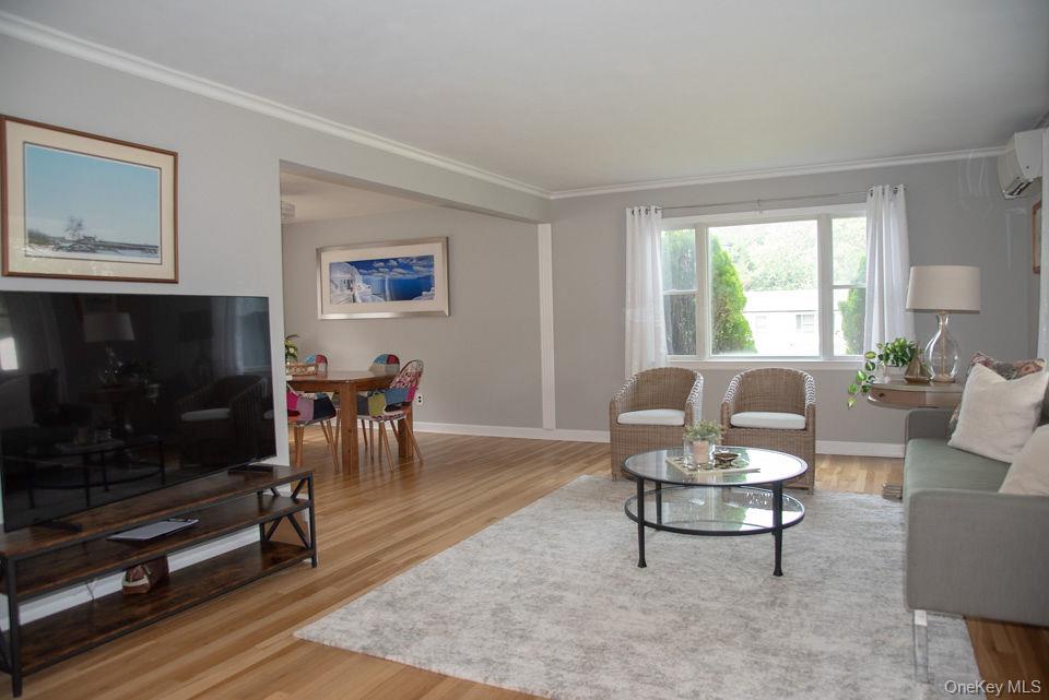 206 W Central Avenue Property Photo 5