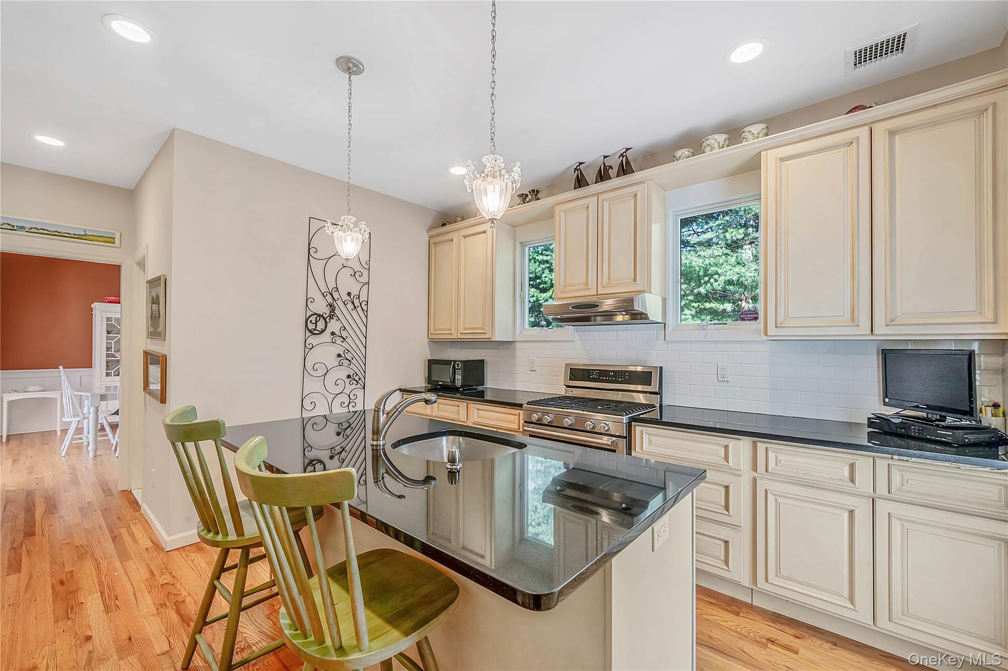 16 Foster Crossing Property Photo 10