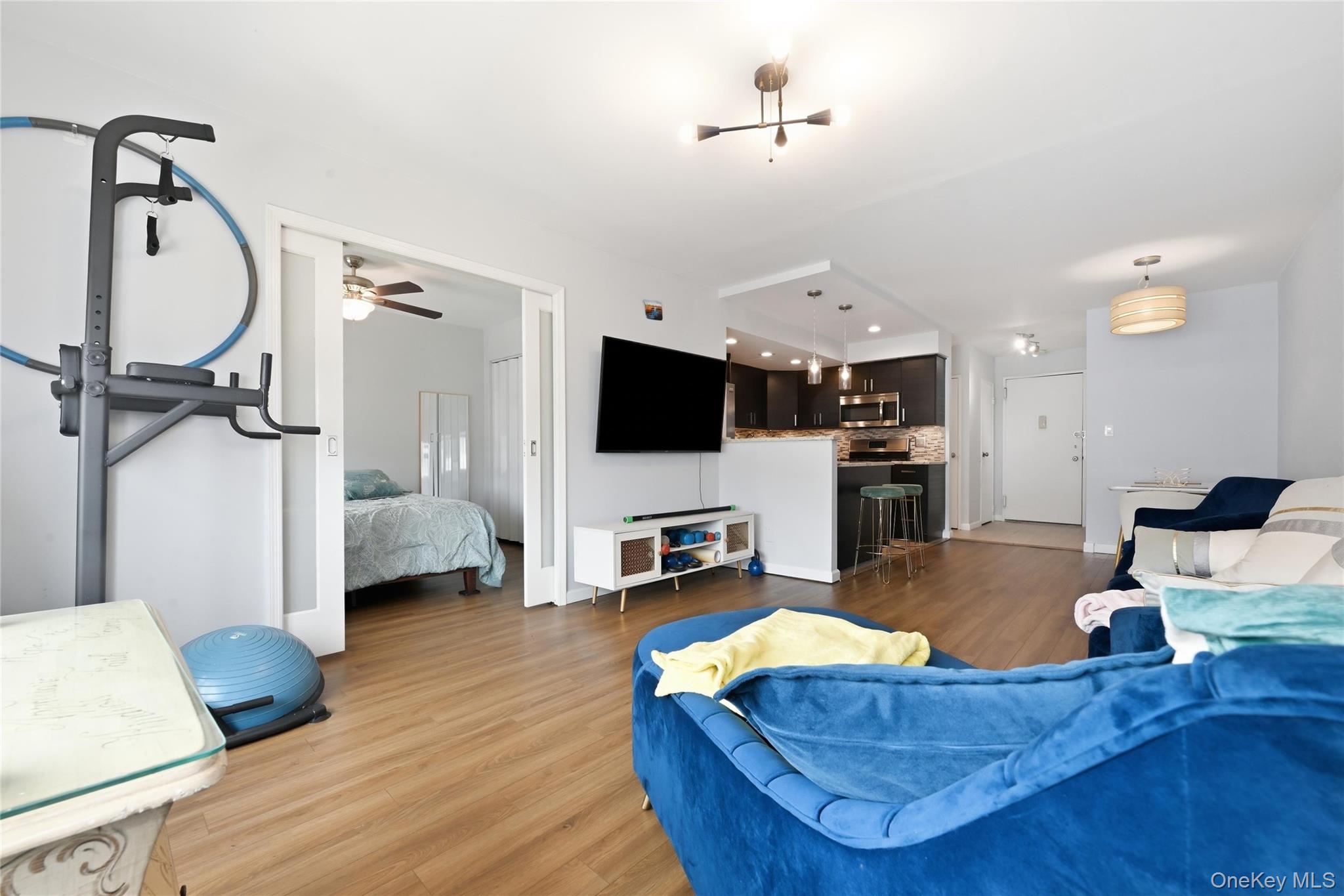 700 Shore Road 7p Property Photo 12