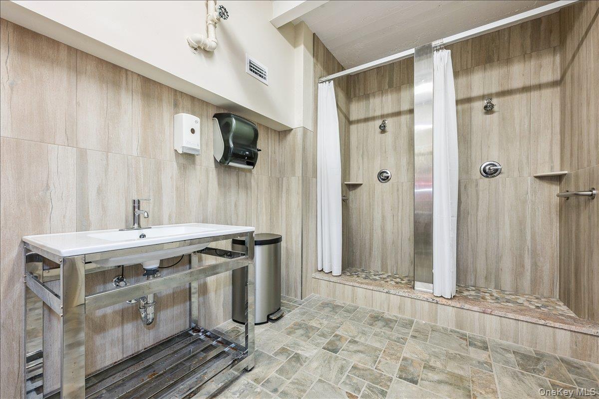 700 Shore Road 7p Property Photo 21