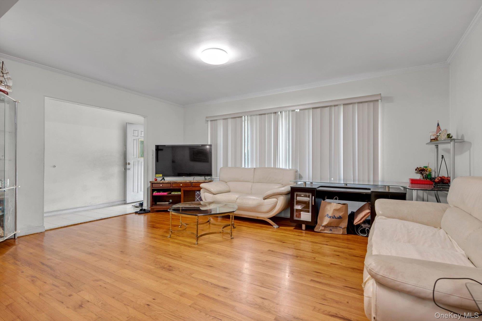 5011 175th Street Property Photo 6