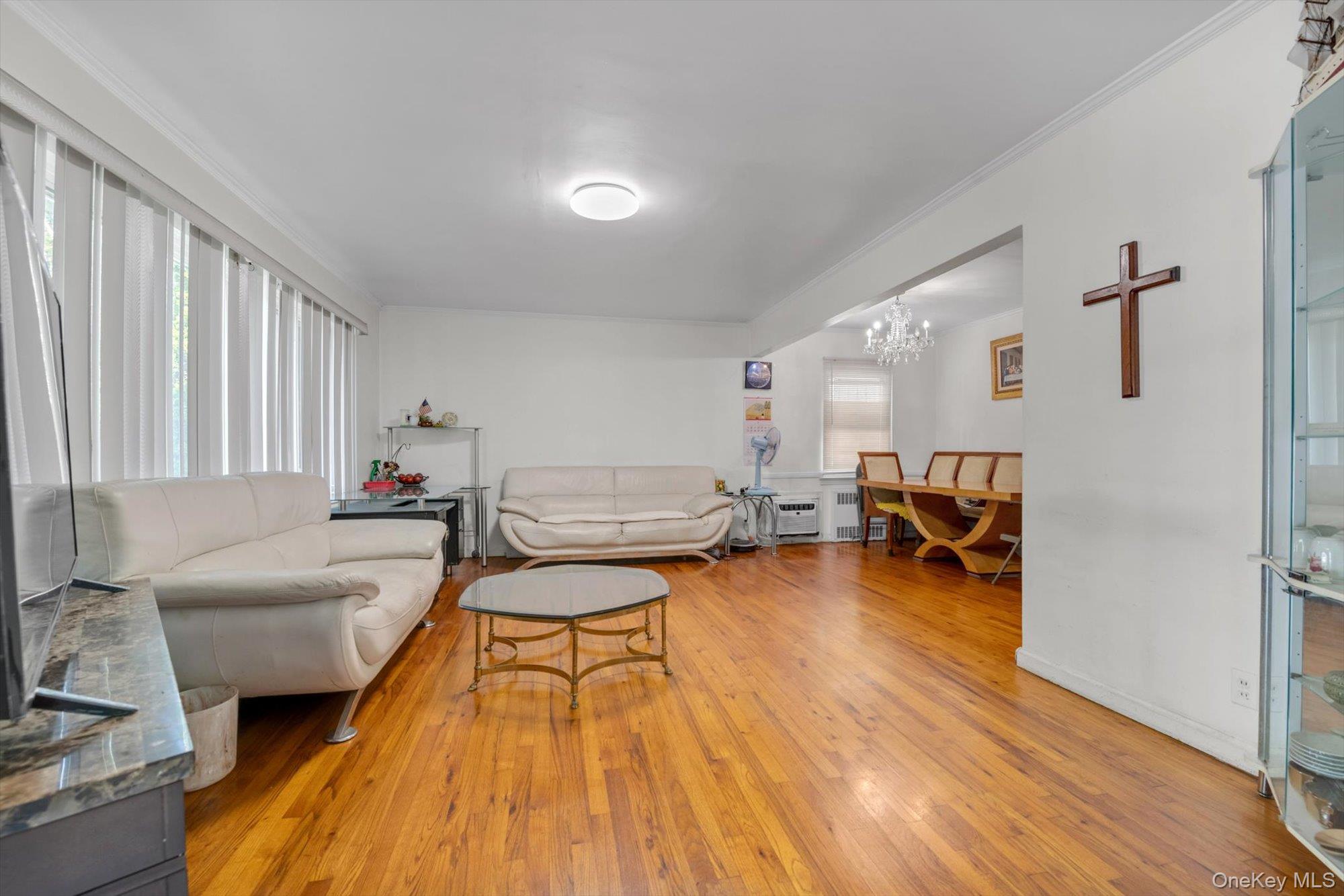 5011 175th Street Property Photo 7