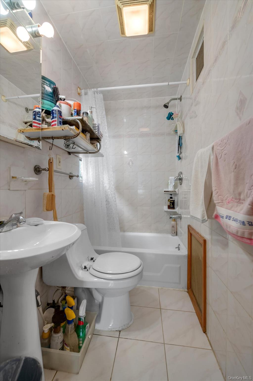 5011 175th Street Property Photo 16