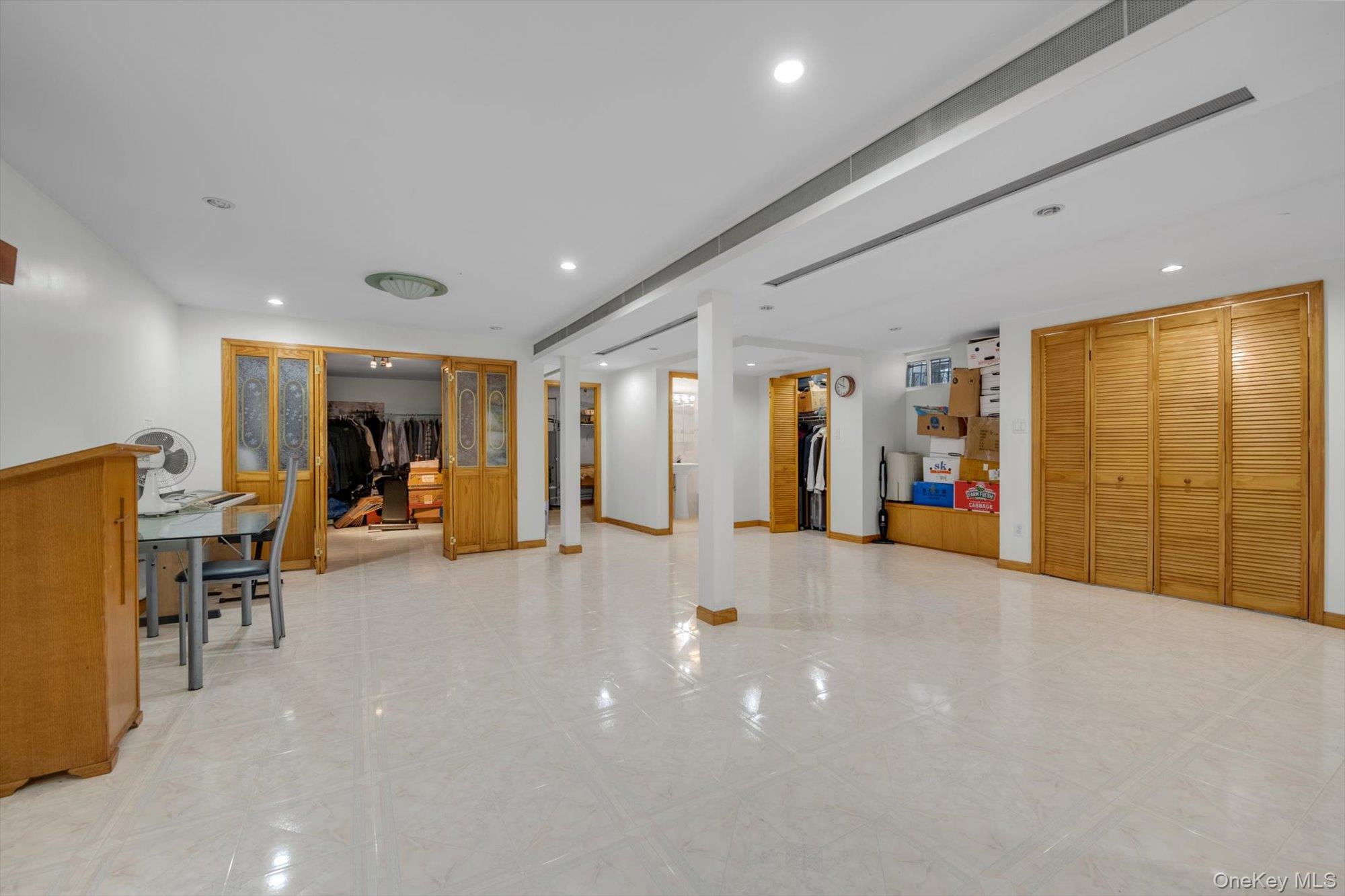 5011 175th Street Property Photo 17